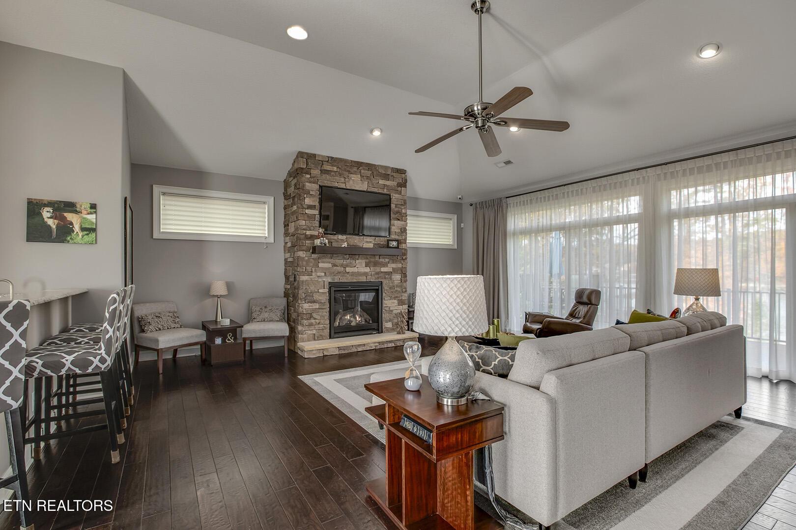 211 Chickasaw Lane, Loudon, TN - Fort Loudoun and Tellico Lake Real Estate - Image# 7