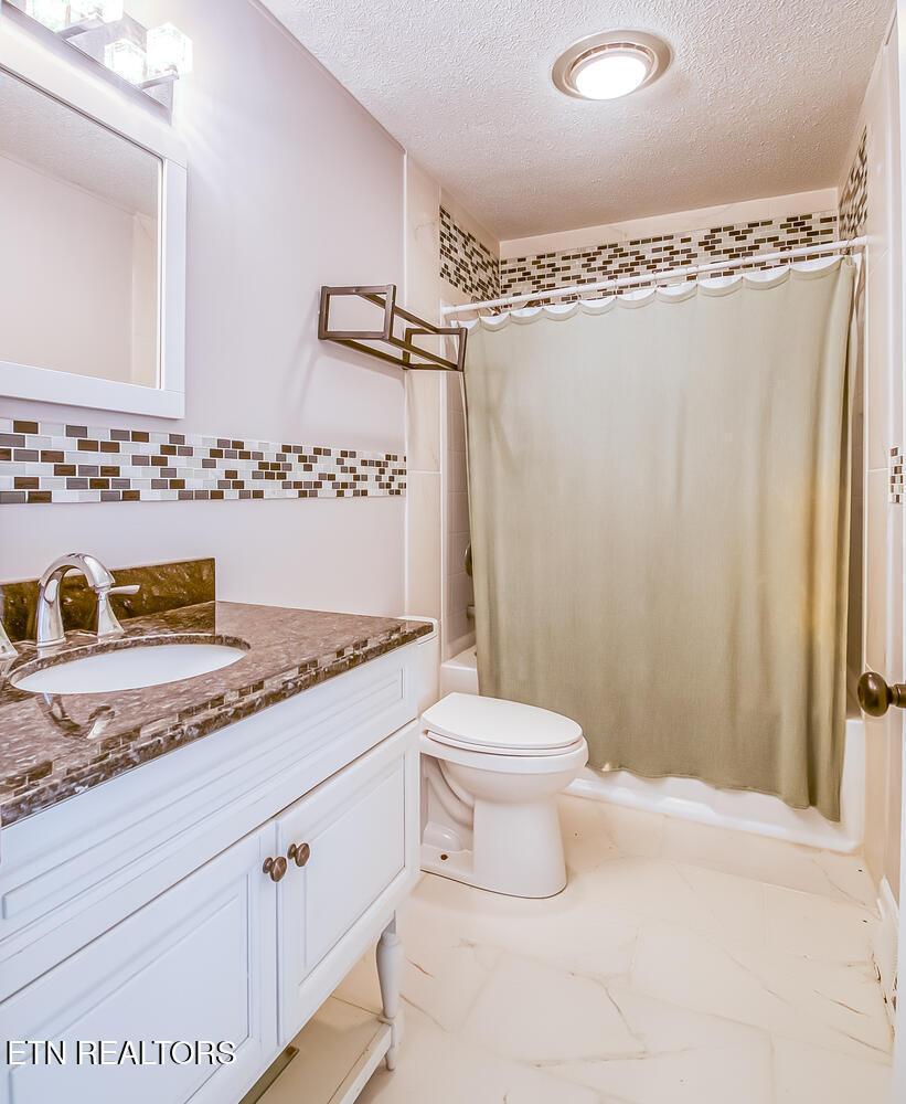 2708 Williams Rd, Knoxville, TN - Fort Loudoun and Tellico Lake Real Estate - Image# 15