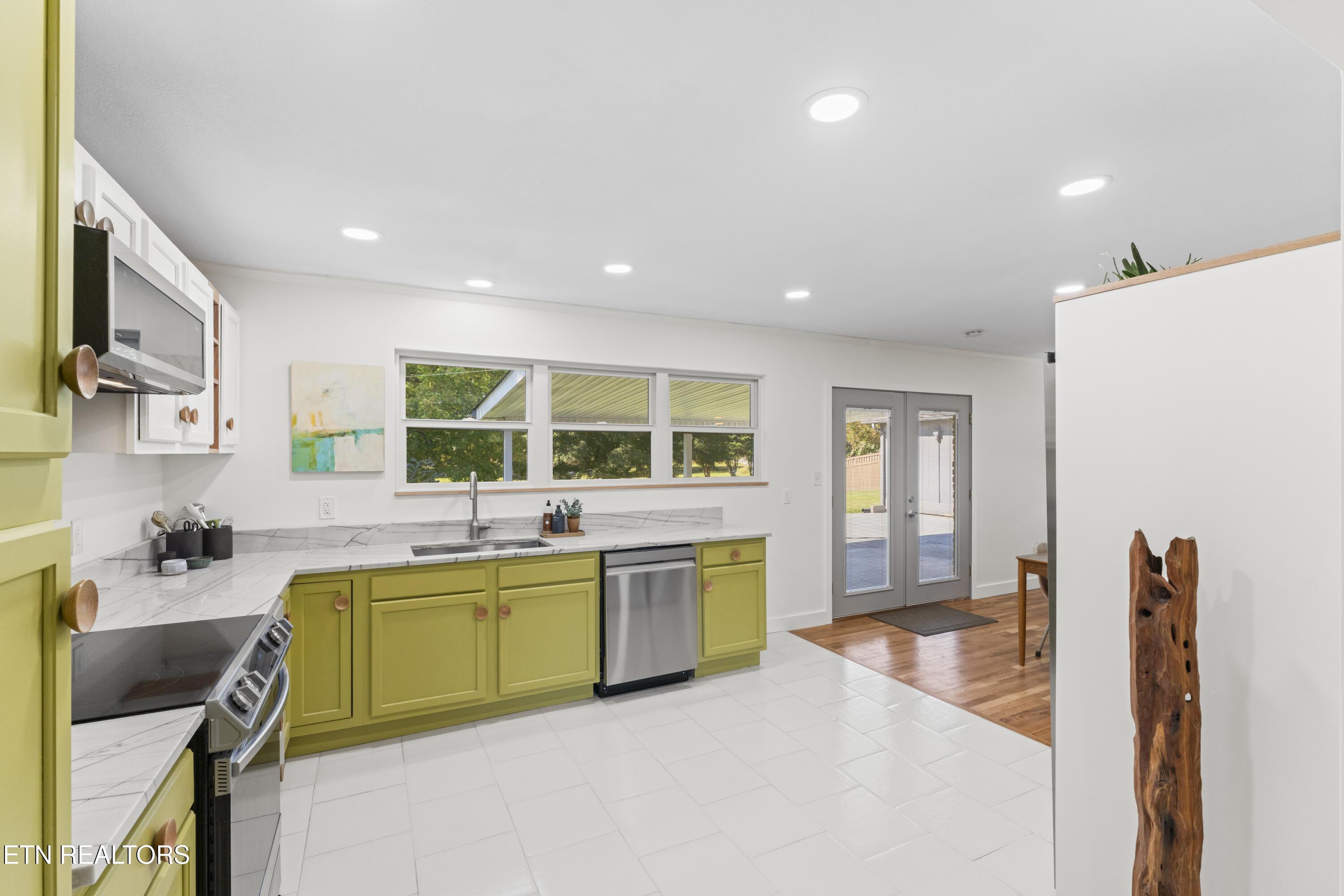 3794 Scenic Drive, Lenoir City, TN - Fort Loudoun and Tellico Lake Real Estate - Image# 13