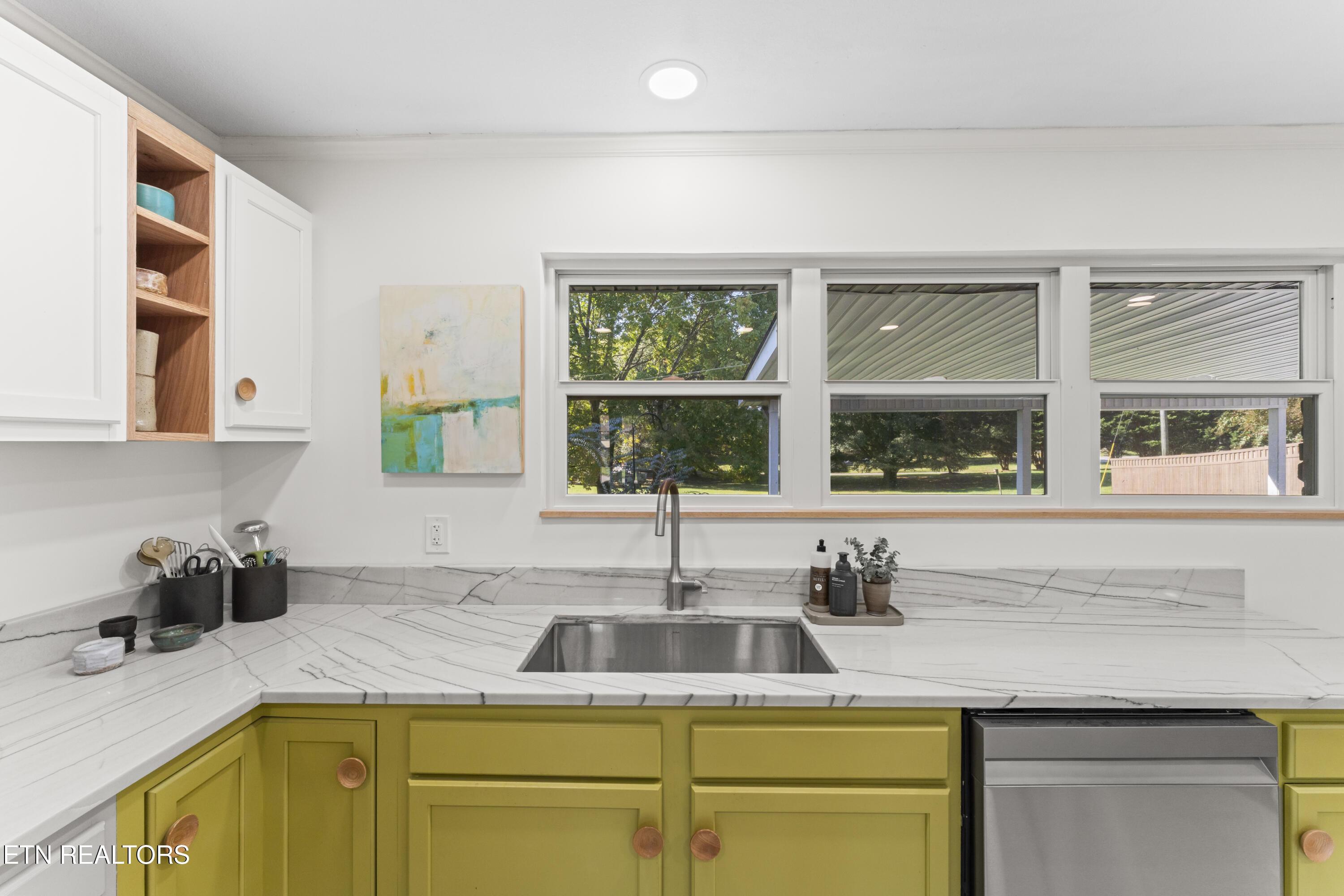 3794 Scenic Drive, Lenoir City, TN - Fort Loudoun and Tellico Lake Real Estate - Image# 15