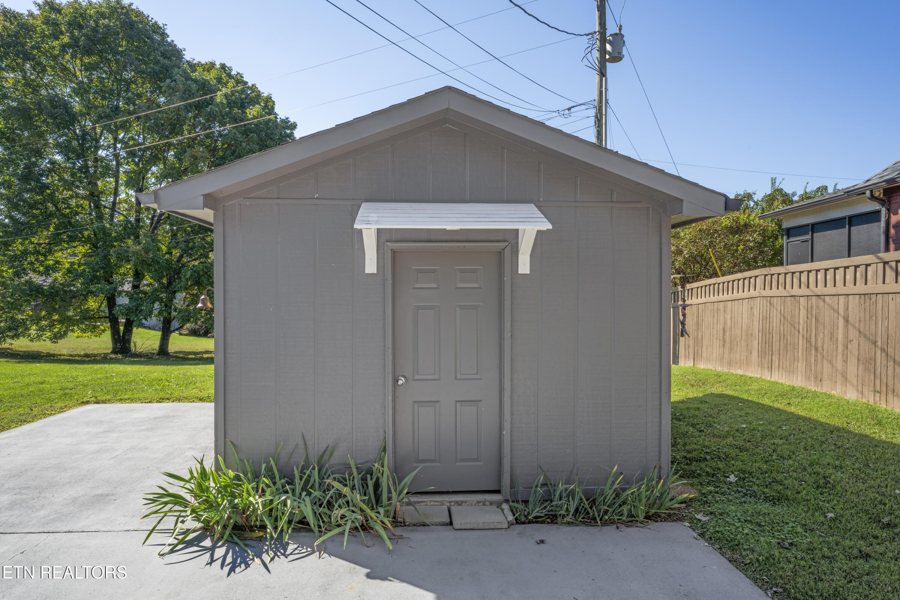 3794 Scenic Drive, Lenoir City, TN - Fort Loudoun and Tellico Lake Real Estate - Image# 41