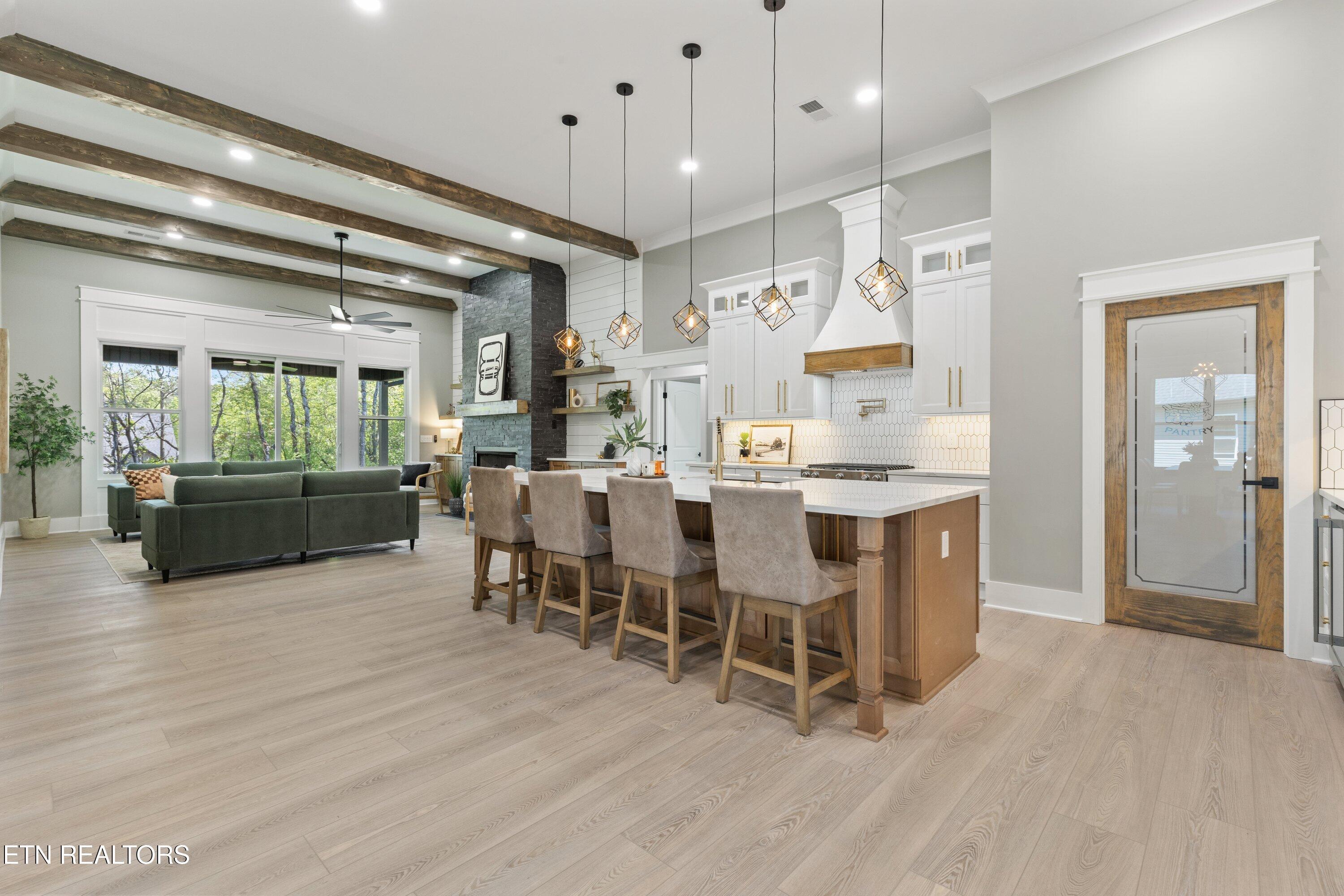 404 Elokwa Place, Loudon, TN - Fort Loudoun and Tellico Lake Real Estate - Image# 6