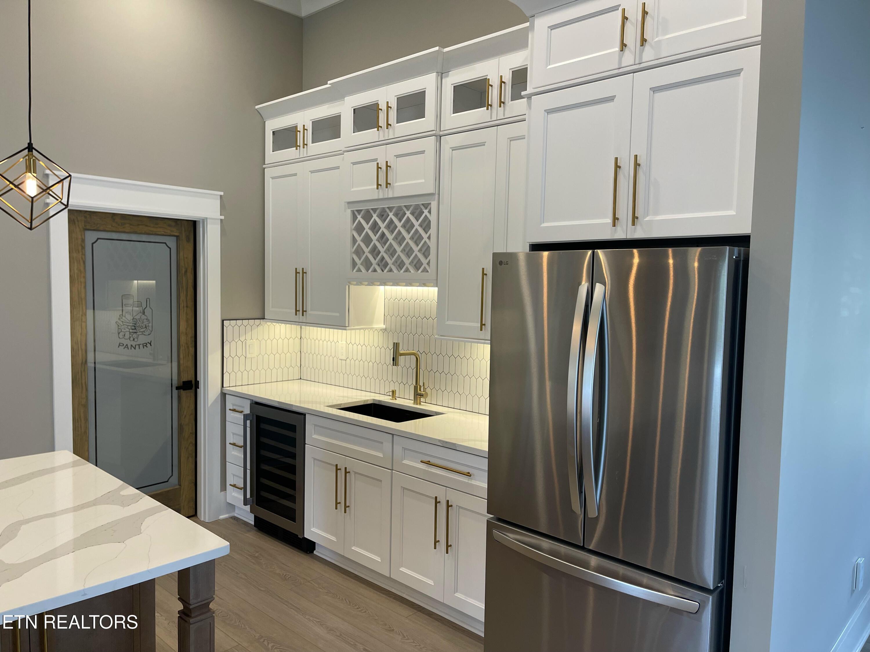 404 Elokwa Place, Loudon, TN - Fort Loudoun and Tellico Lake Real Estate - Image# 9