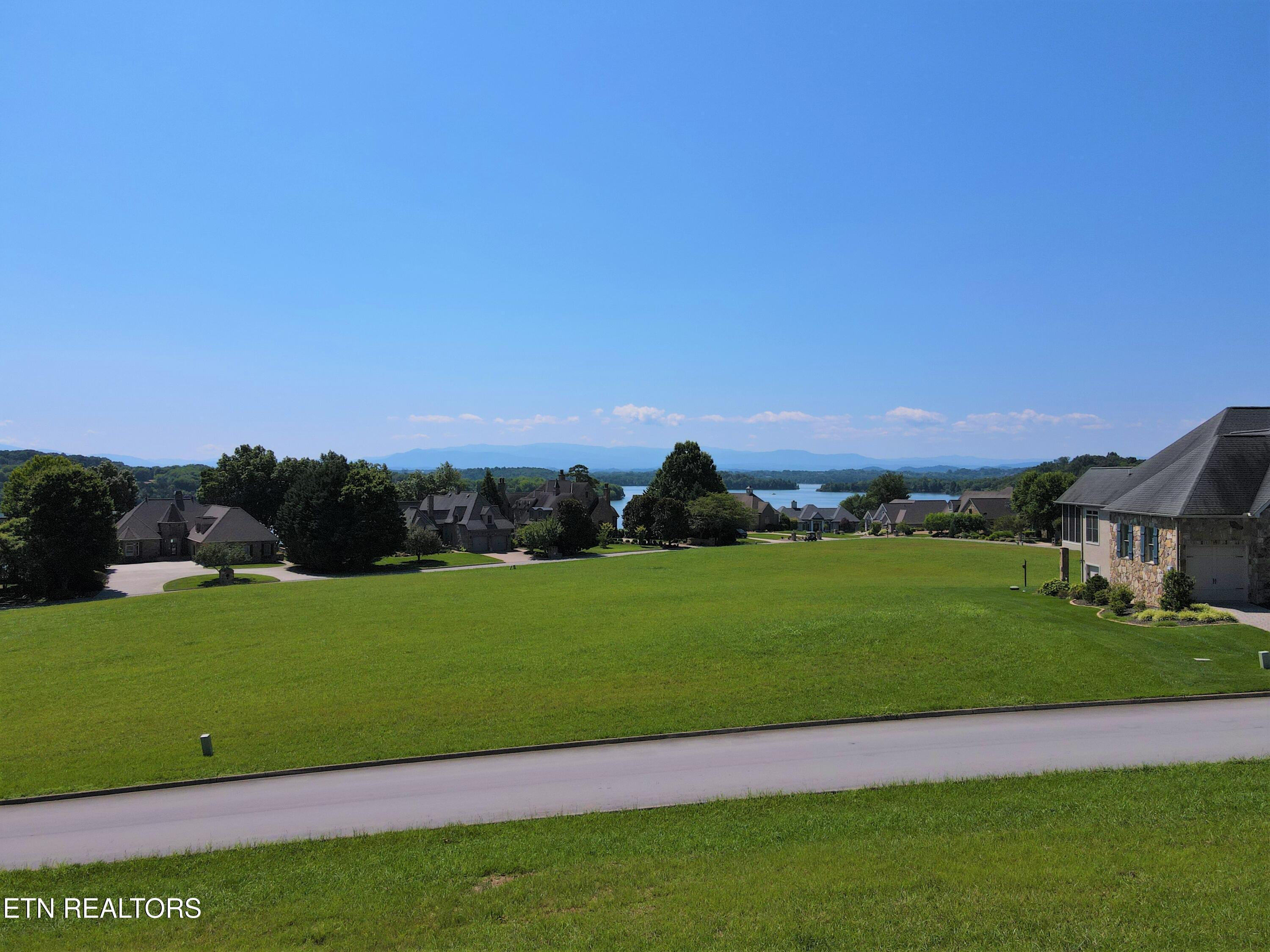 220 Gold Finch Lane, Vonore, TN - Fort Loudoun and Tellico Lake Real Estate - Image# 7