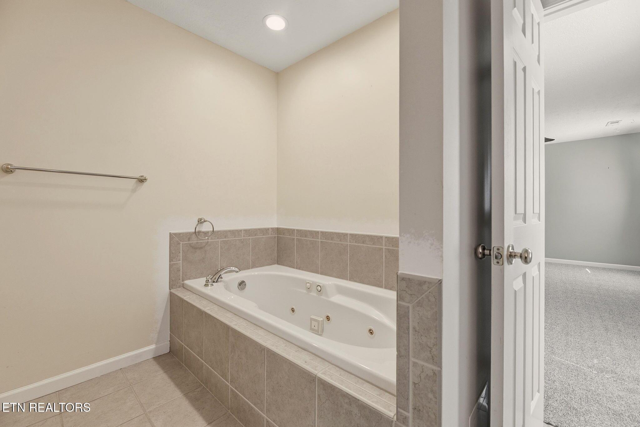 11626 Loblolly Lane, Knoxville, TN - Fort Loudoun and Tellico Lake Real Estate - Image# 25