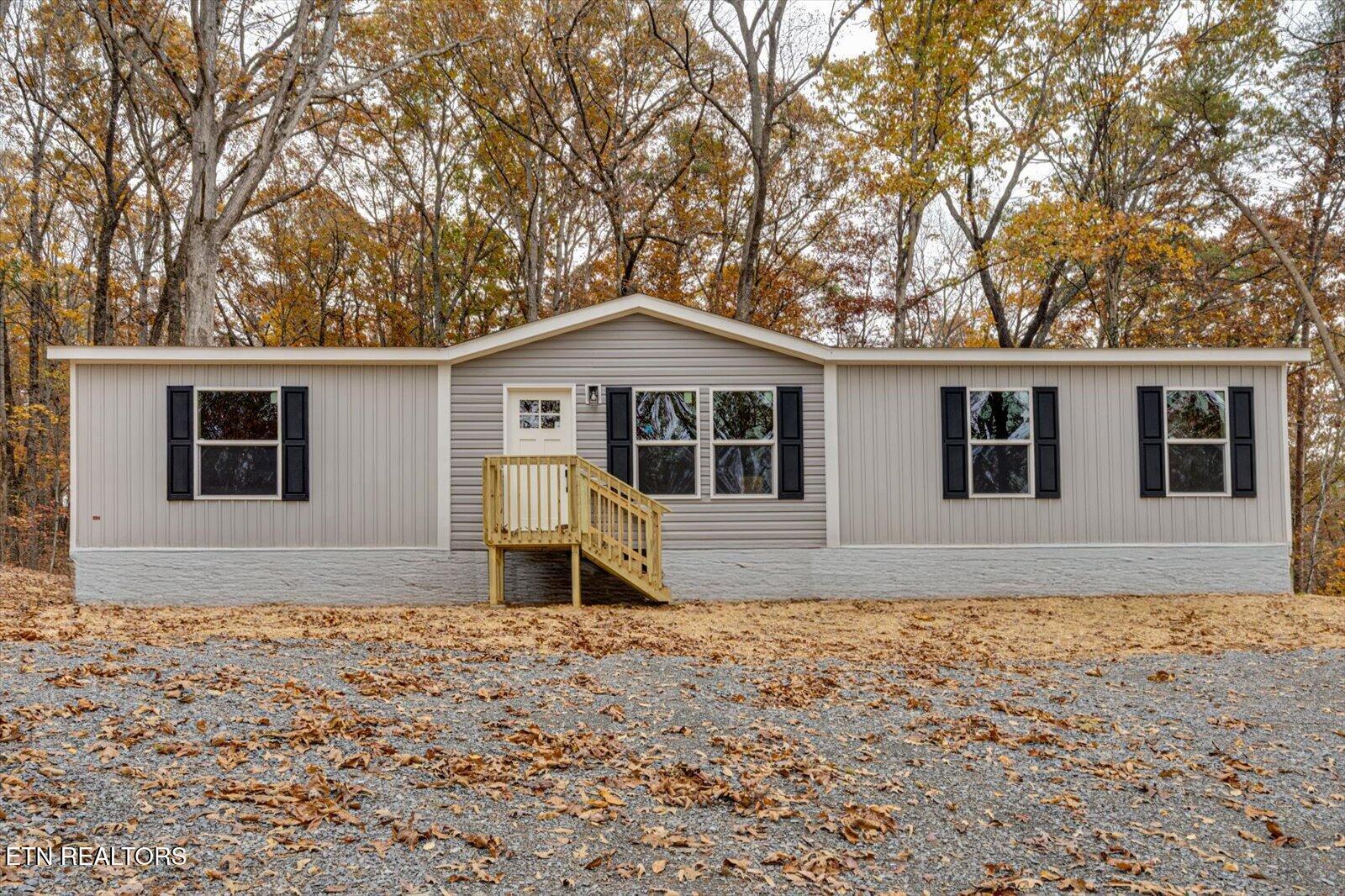 120 Elm Grove St, Loudon, TN - Fort Loudoun and Tellico Lake Real Estate - Image# 2