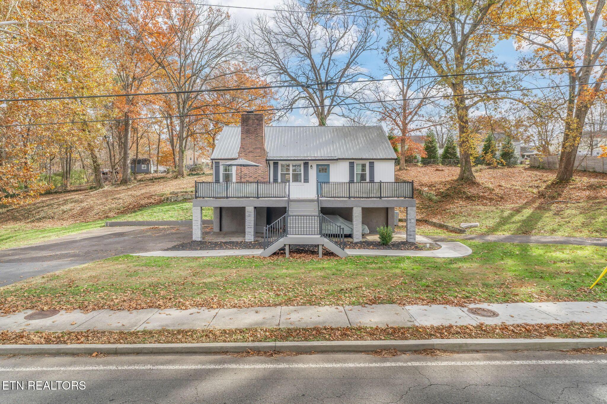 314 W Young High Pike, Knoxville, TN - Fort Loudoun and Tellico Lake Real Estate - Image# 3