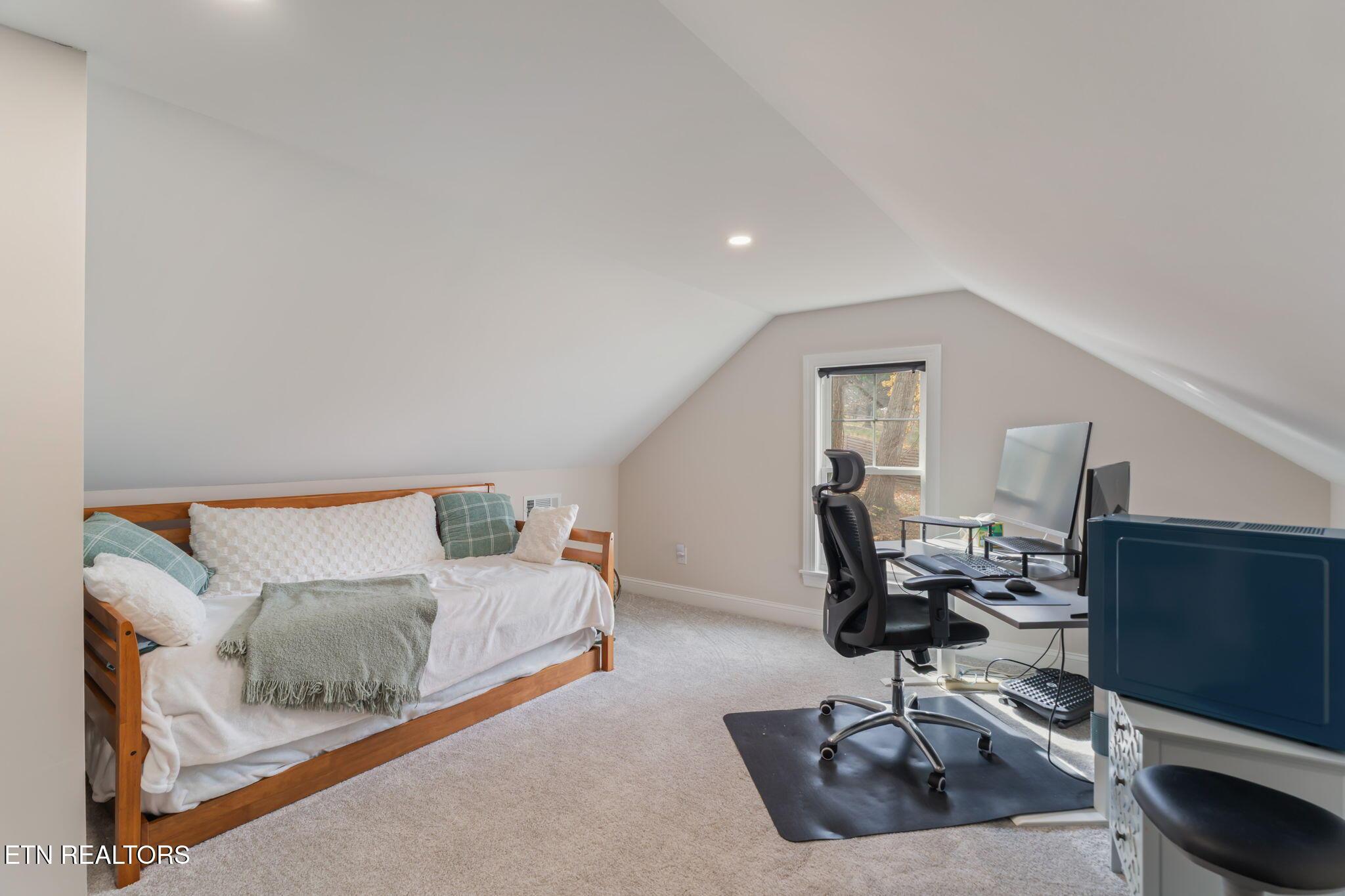 314 W Young High Pike, Knoxville, TN - Fort Loudoun and Tellico Lake Real Estate - Image# 10