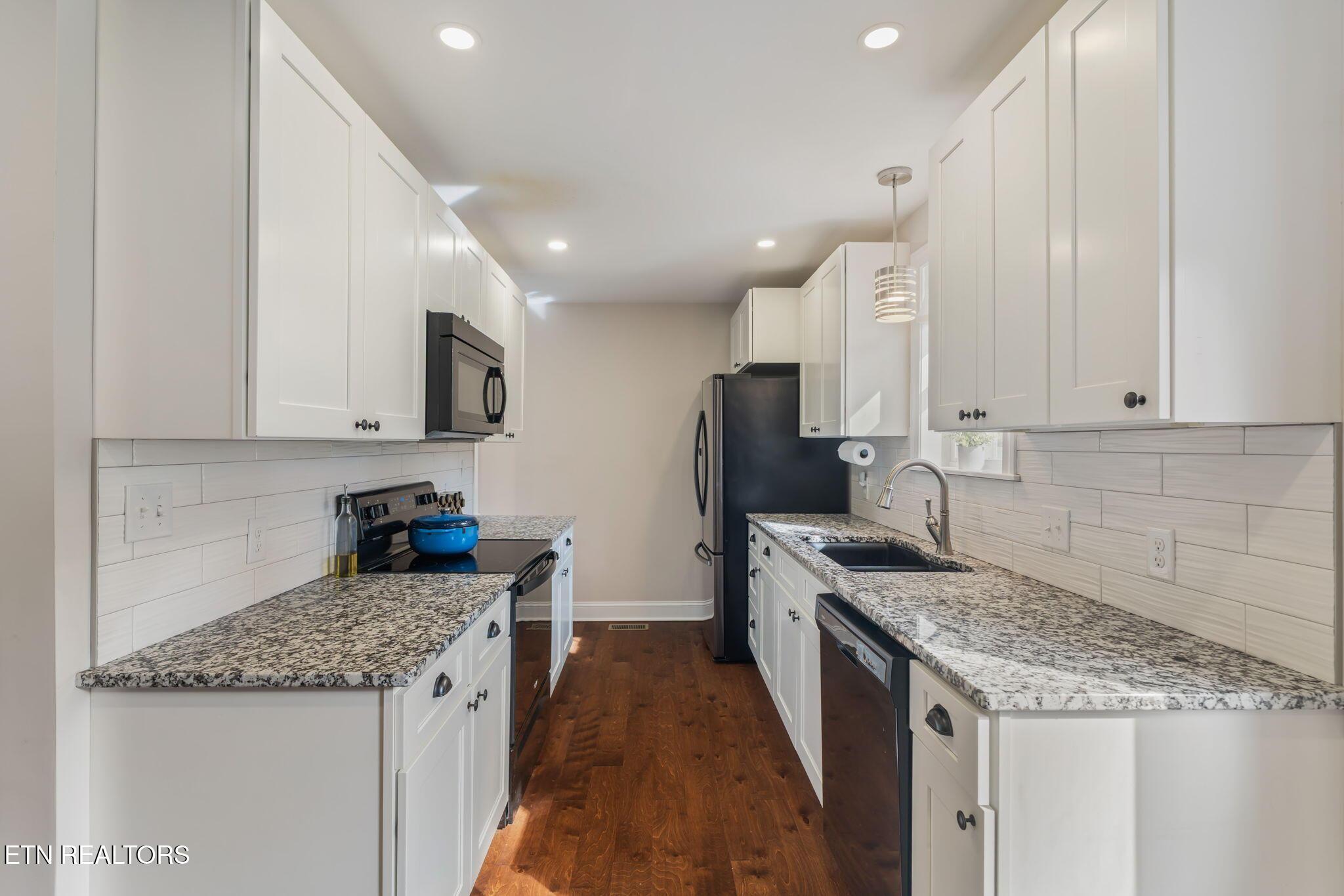 314 W Young High Pike, Knoxville, TN - Fort Loudoun and Tellico Lake Real Estate - Image# 6