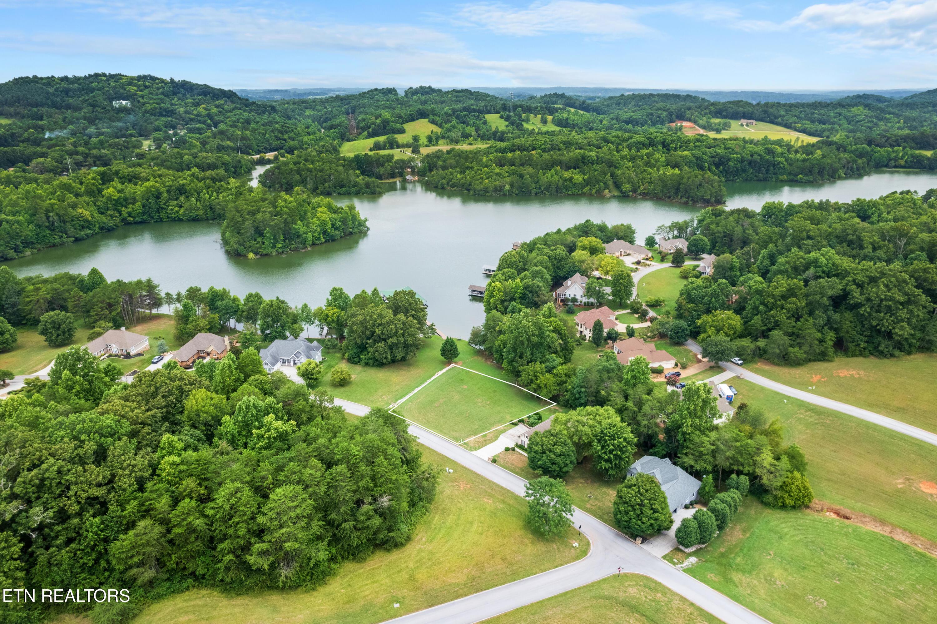 708 Wood Duck Drive, Vonore, TN - Fort Loudoun and Tellico Lake Real Estate - Image# 6