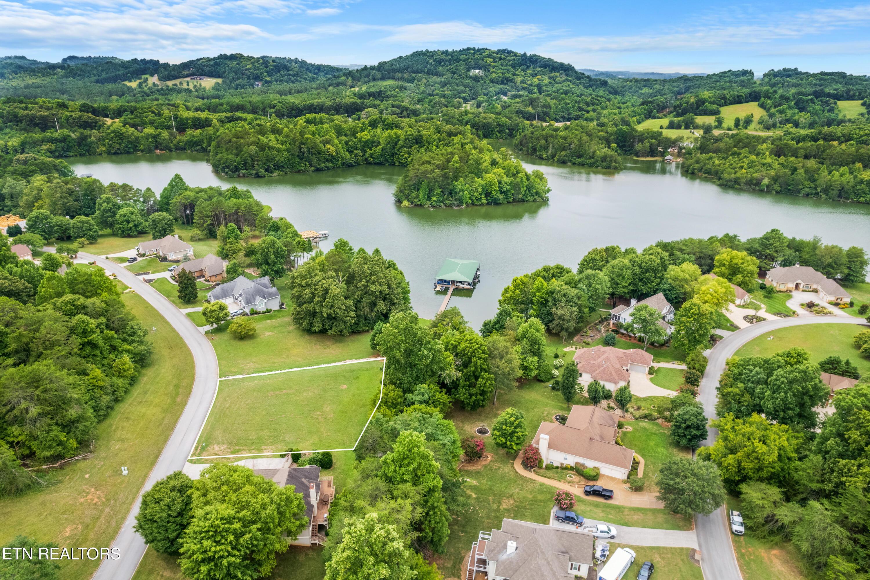 708 Wood Duck Drive, Vonore, TN