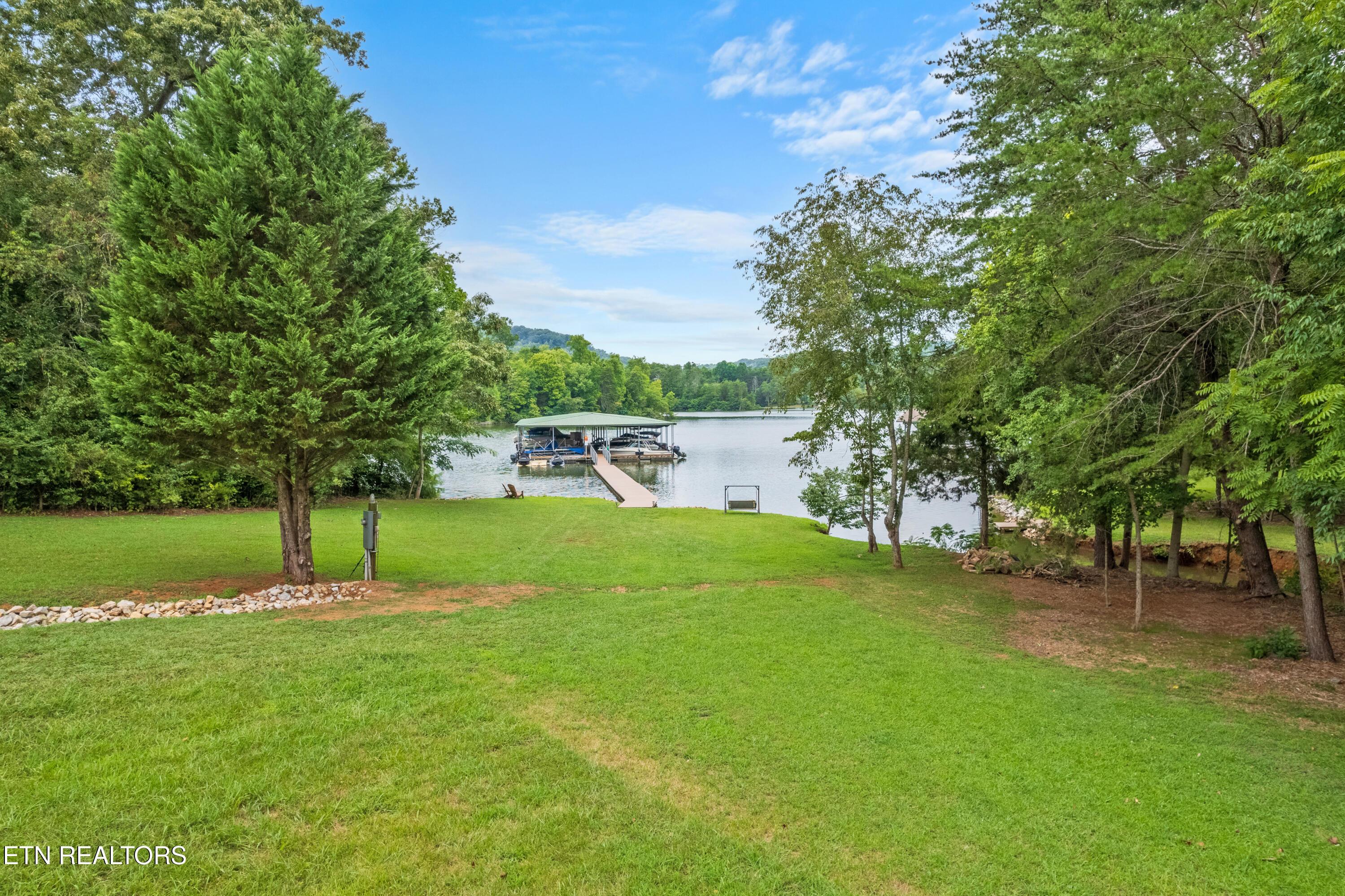 708 Wood Duck Drive, Vonore, TN - Fort Loudoun and Tellico Lake Real Estate - Image# 2
