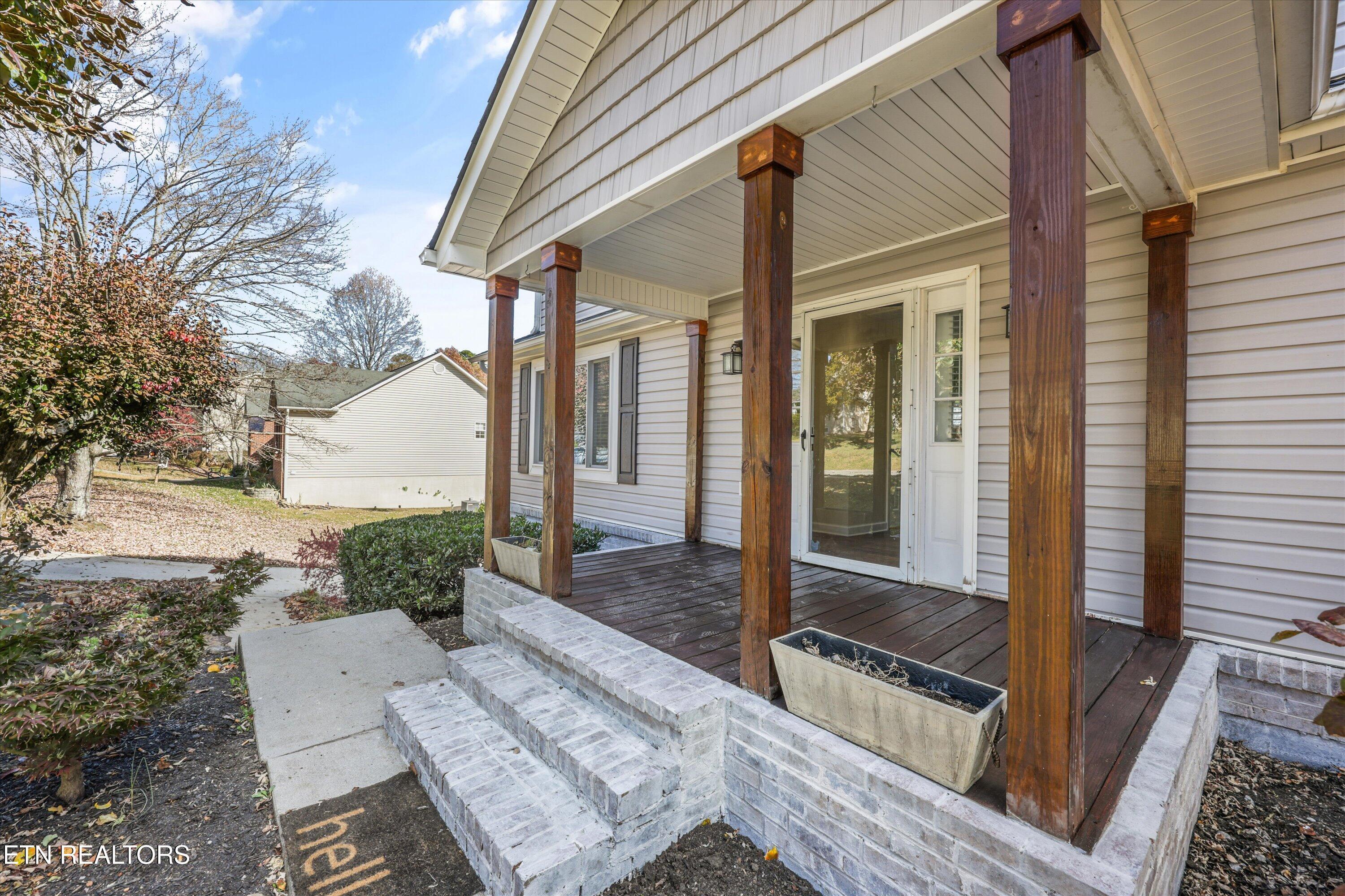 9820 Crestline Drive, Knoxville, TN - Fort Loudoun and Tellico Lake Real Estate - Image# 5