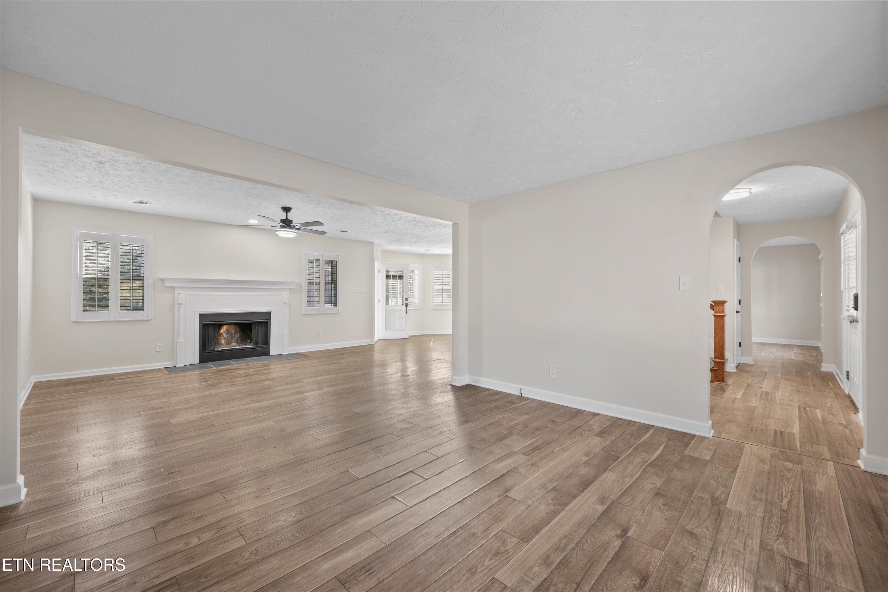 9820 Crestline Drive, Knoxville, TN - Fort Loudoun and Tellico Lake Real Estate - Image# 8