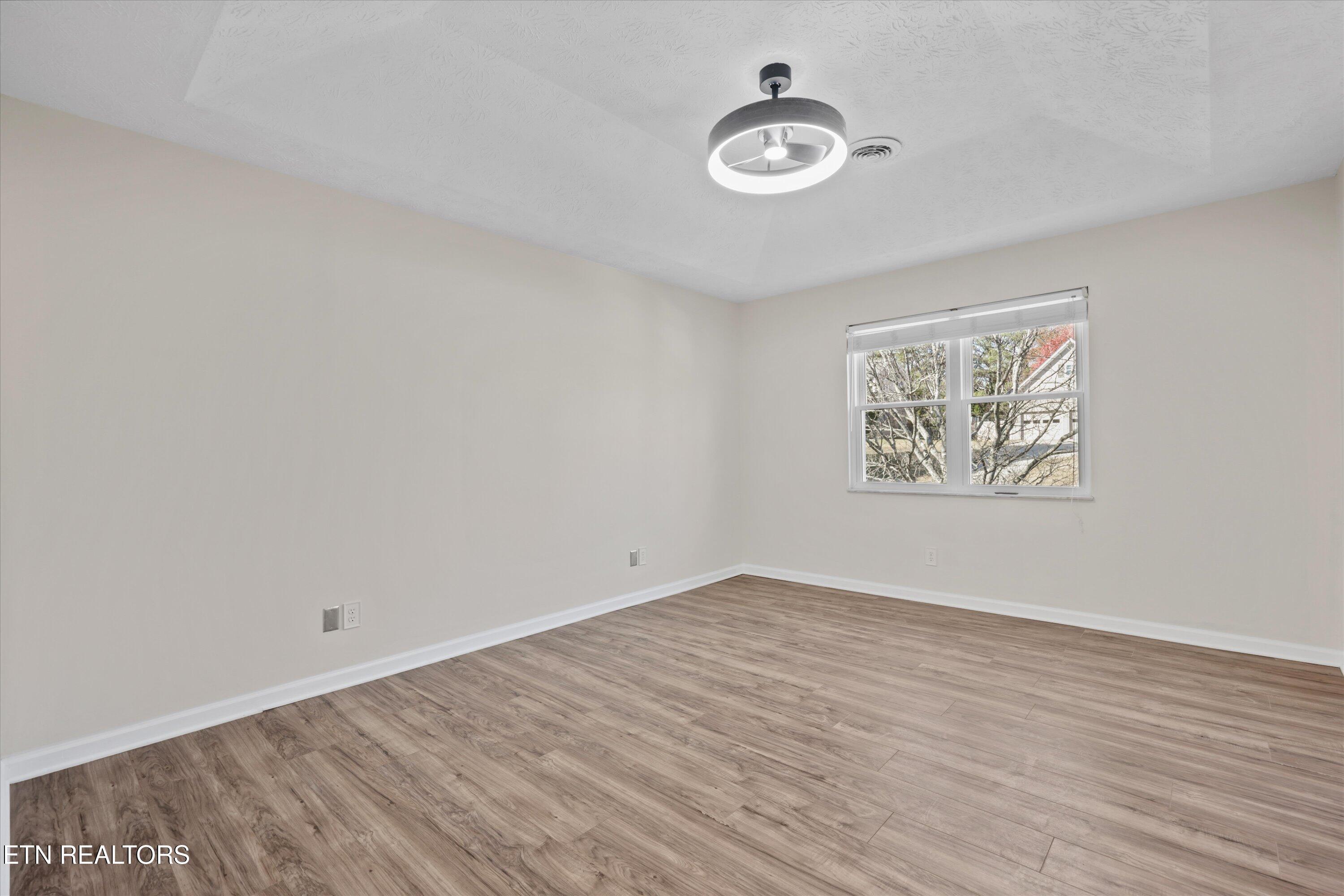 9820 Crestline Drive, Knoxville, TN - Fort Loudoun and Tellico Lake Real Estate - Image# 18