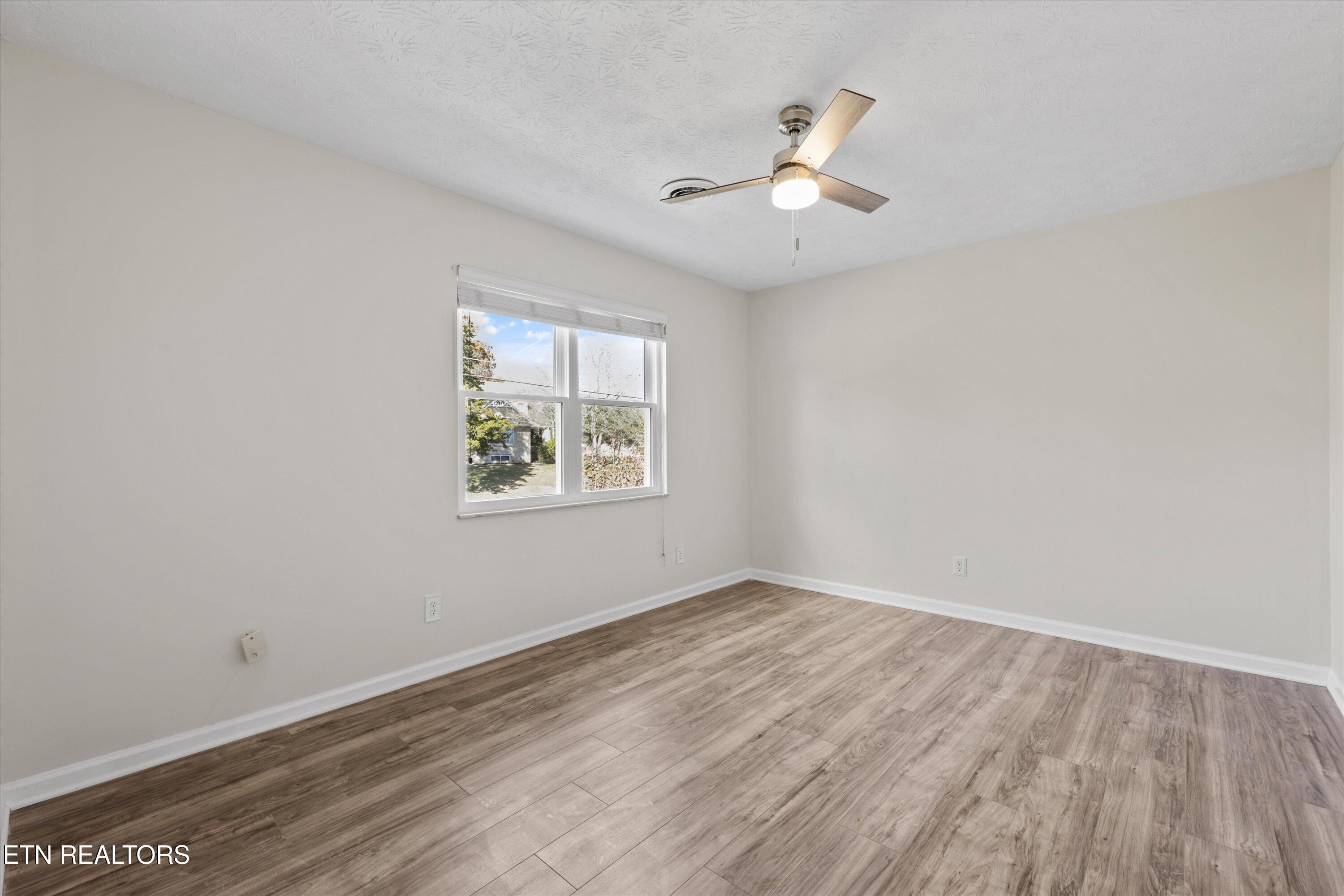 9820 Crestline Drive, Knoxville, TN - Fort Loudoun and Tellico Lake Real Estate - Image# 26