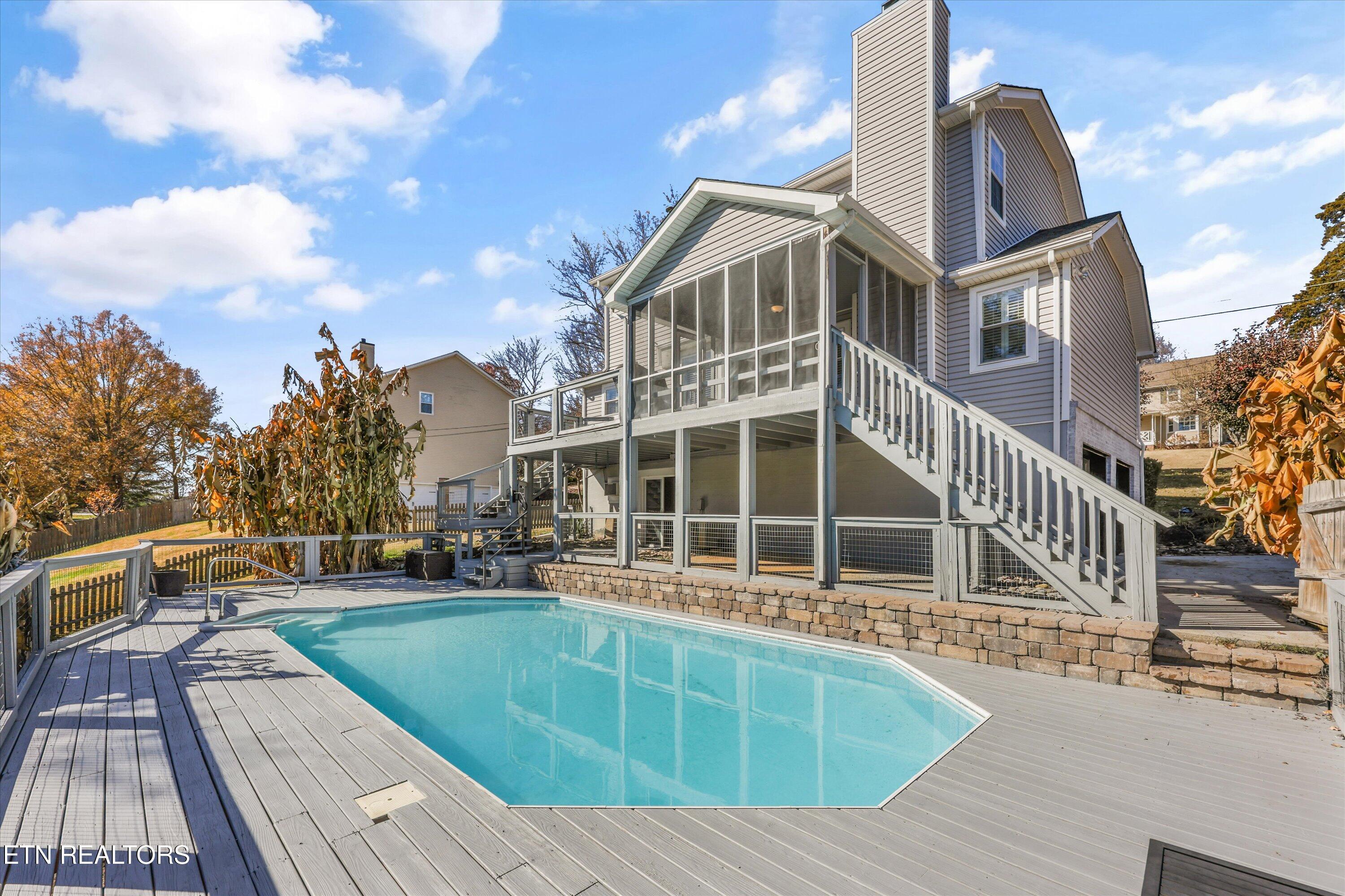 9820 Crestline Drive, Knoxville, TN - Fort Loudoun and Tellico Lake Real Estate - Image# 3