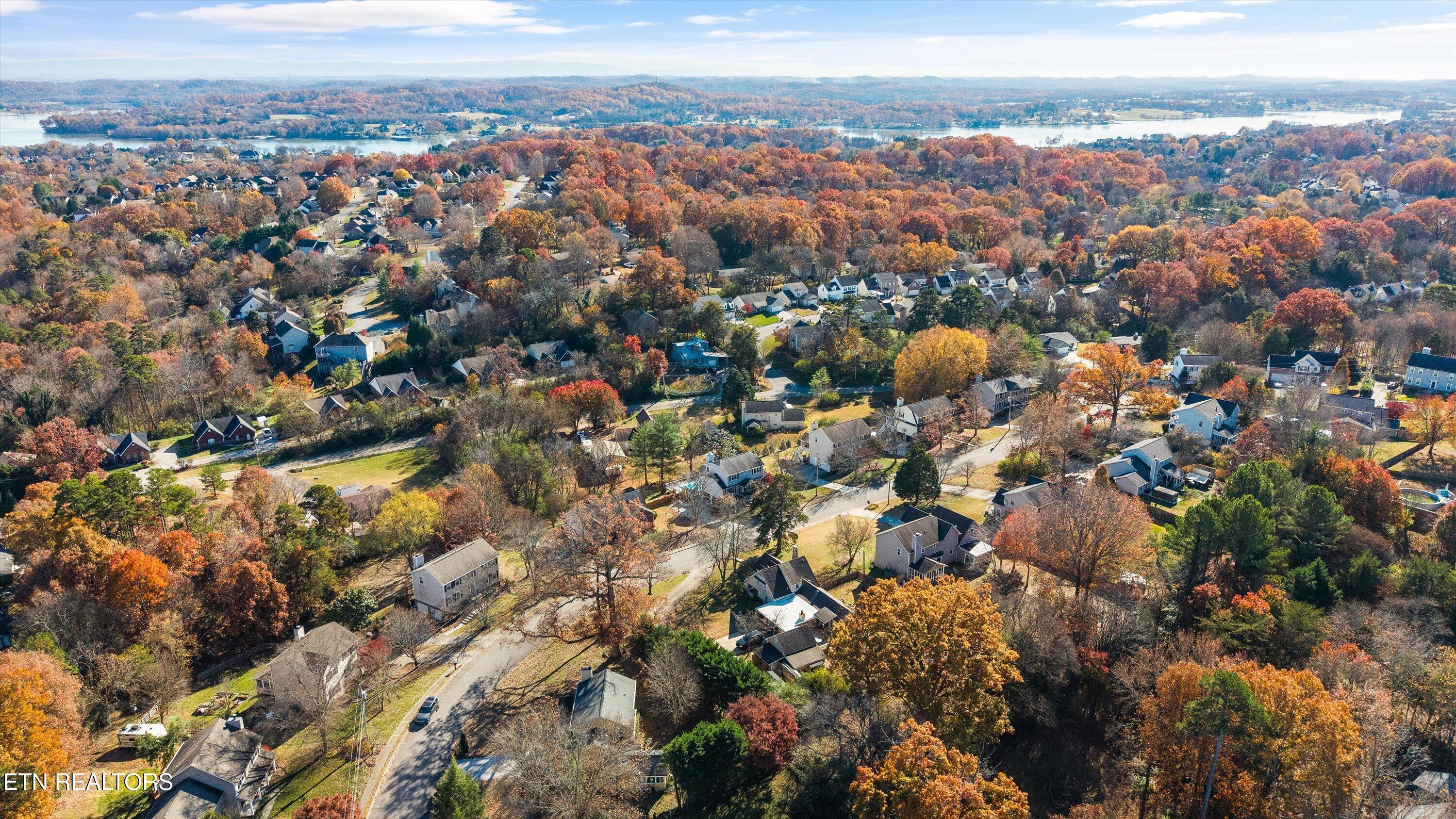 9820 Crestline Drive, Knoxville, TN - Fort Loudoun and Tellico Lake Real Estate - Image# 45