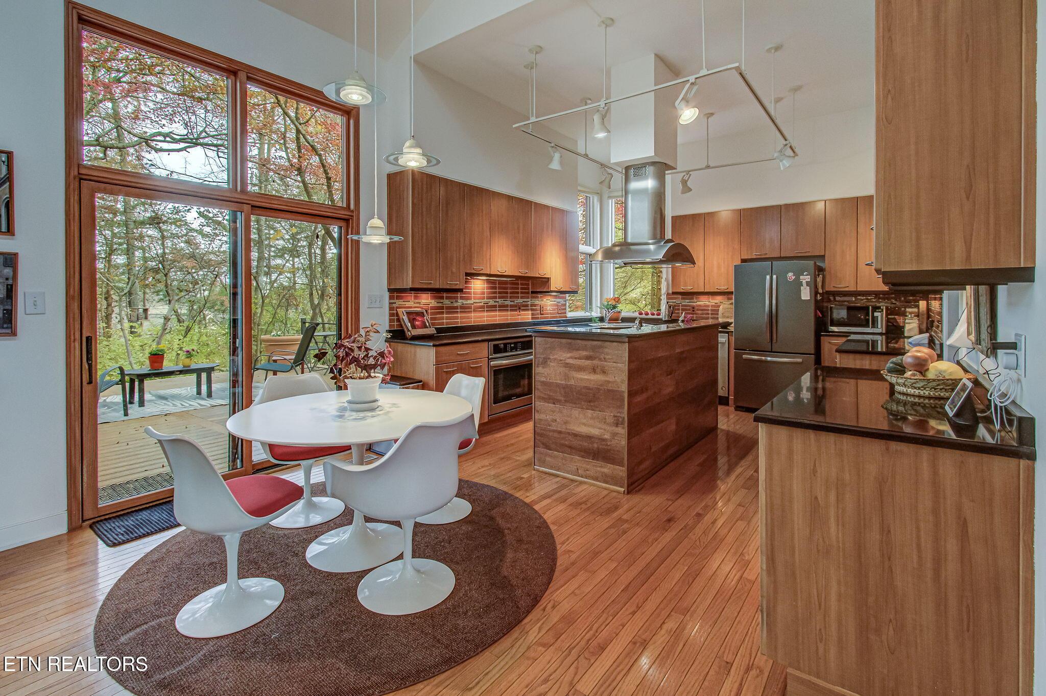 128 Santee Way, Loudon, TN - Fort Loudoun and Tellico Lake Real Estate - Image# 9