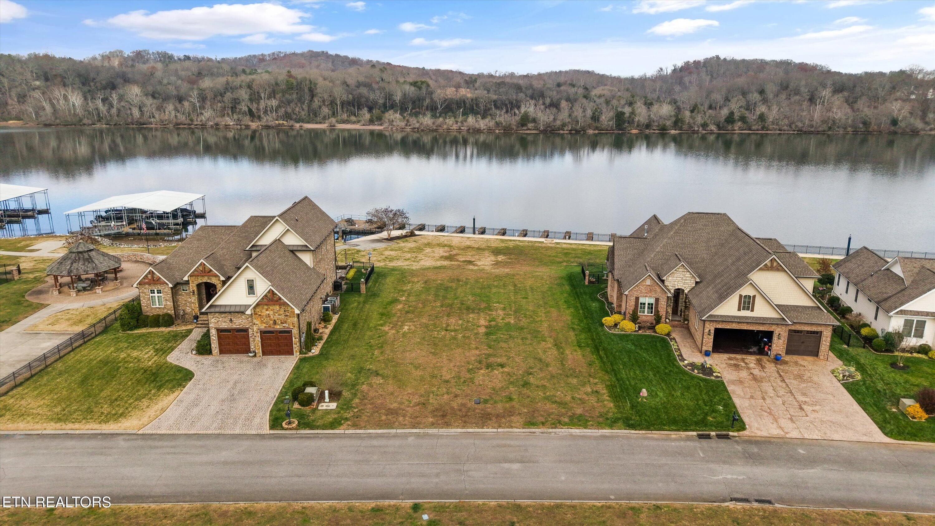 703 Charleston Lgt, Loudon, TN - Fort Loudoun and Tellico Lake Real Estate - Image# 1