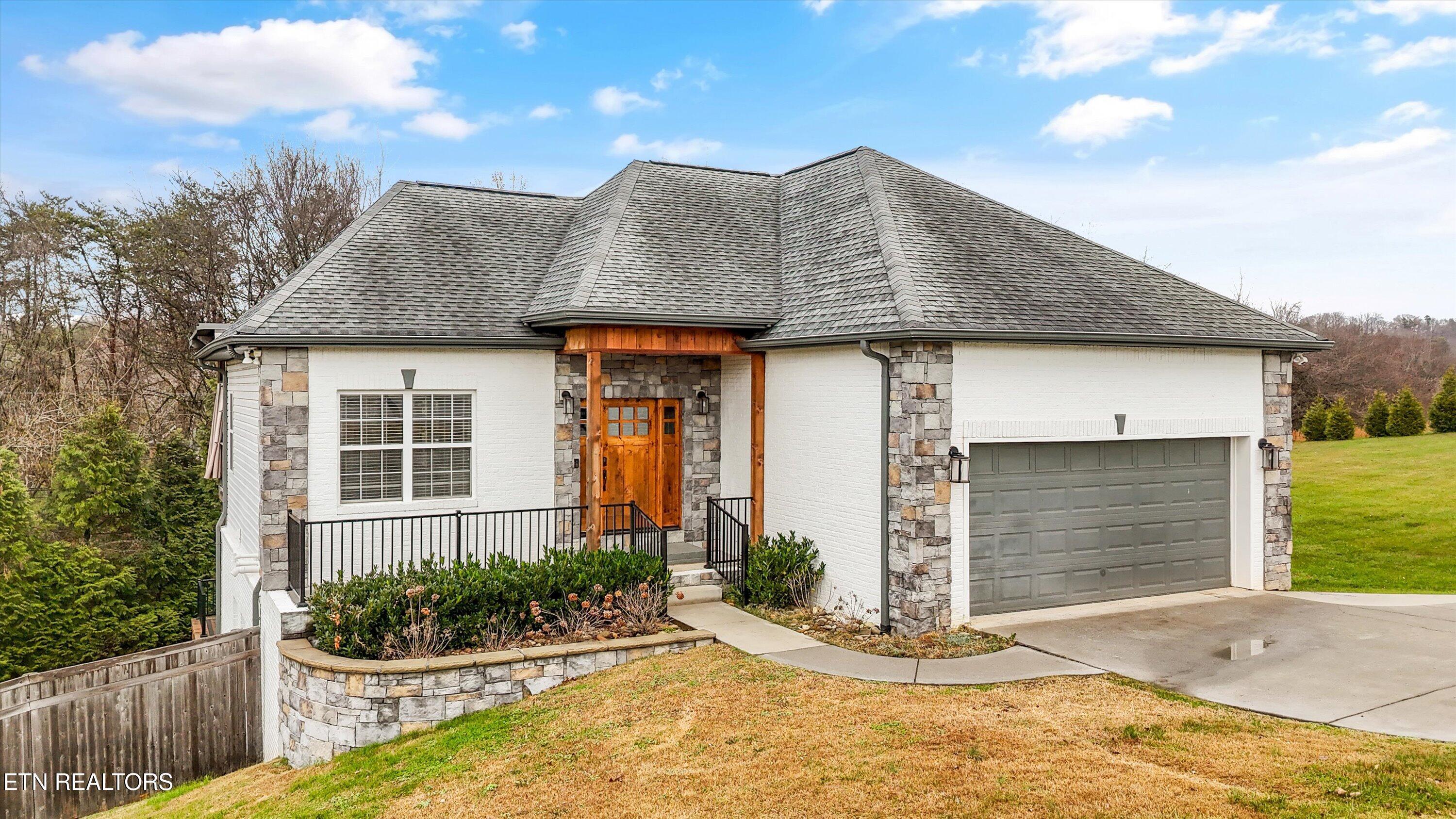 5600 Barineau Lane, Knoxville, TN - Fort Loudoun and Tellico Lake Real Estate - Image# 3