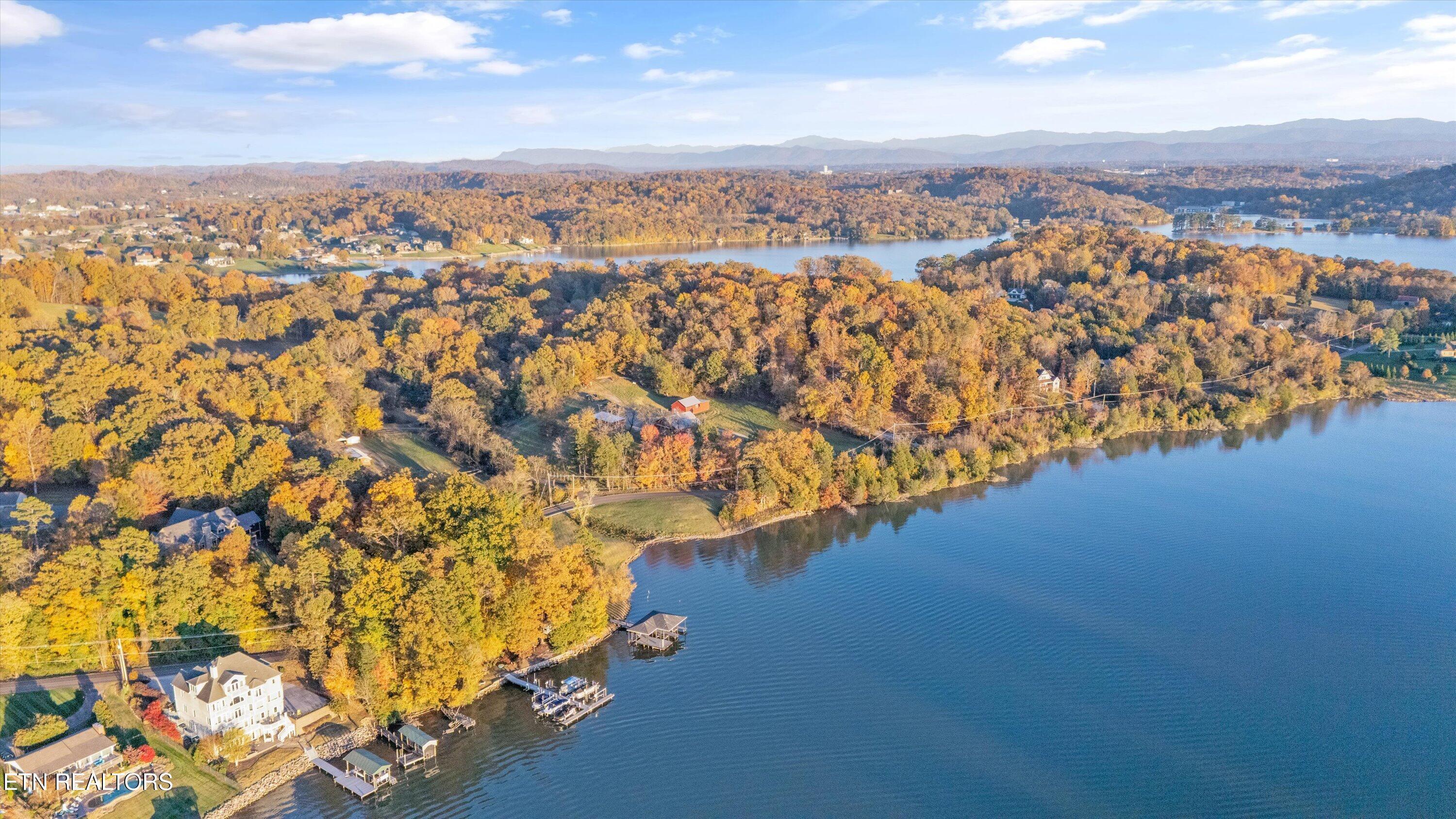 3200 Keller Bend Rd, Knoxville, TN - Fort Loudoun and Tellico Lake Real Estate - Image# 2
