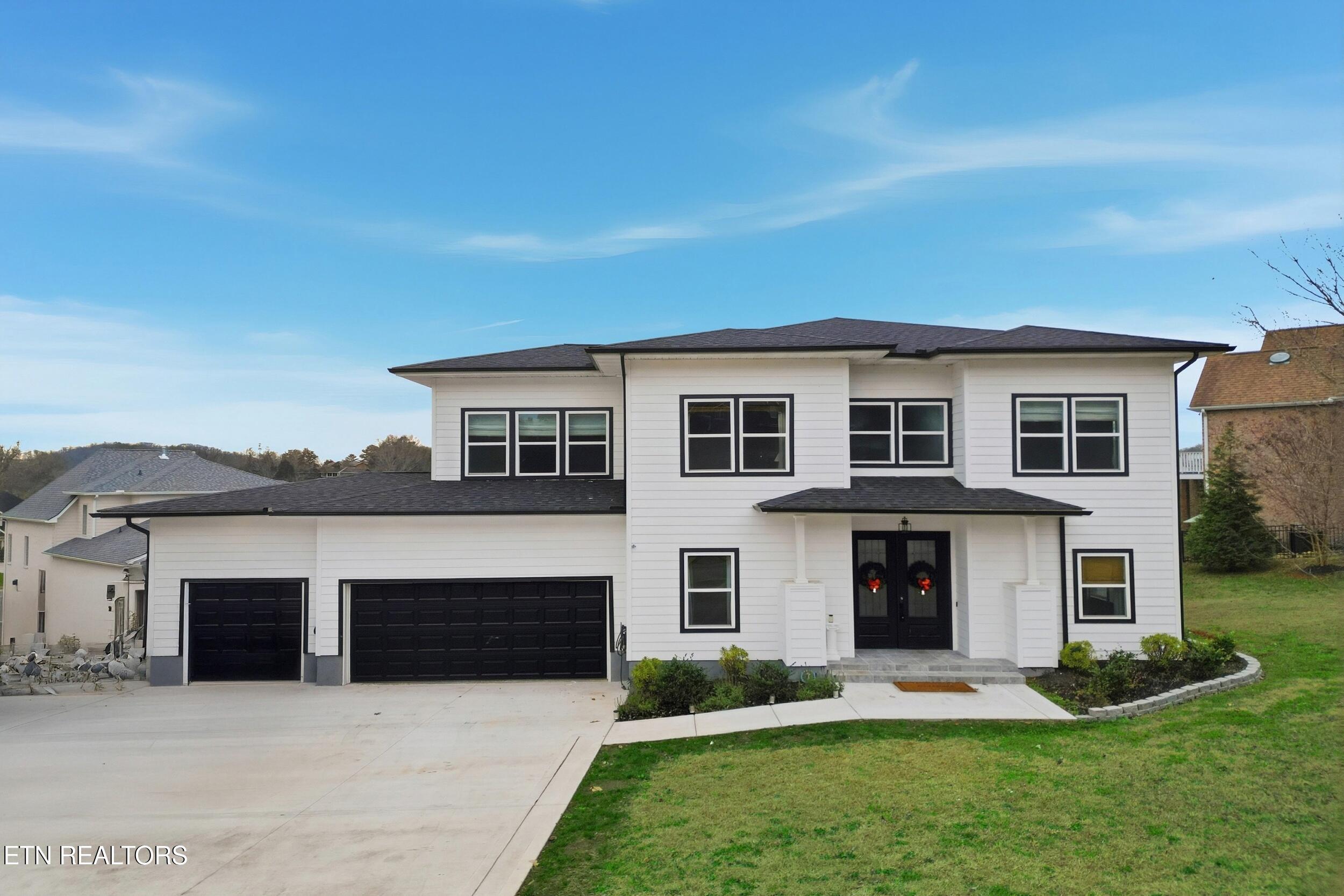 3835 Shipwatch Lane, Knoxville, TN - Fort Loudoun and Tellico Lake Real Estate - Image# 1