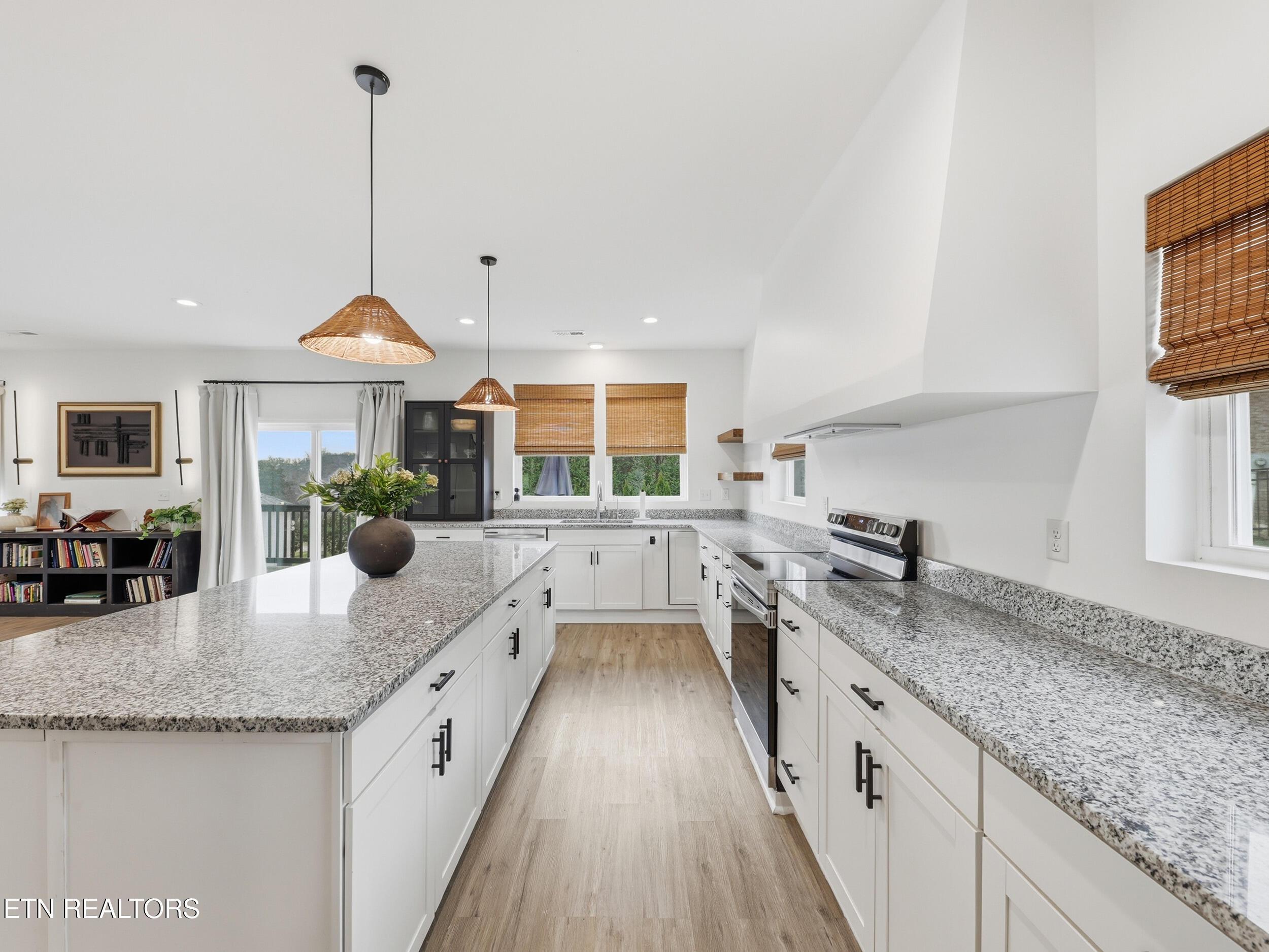 3835 Shipwatch Lane, Knoxville, TN - Fort Loudoun and Tellico Lake Real Estate - Image# 12