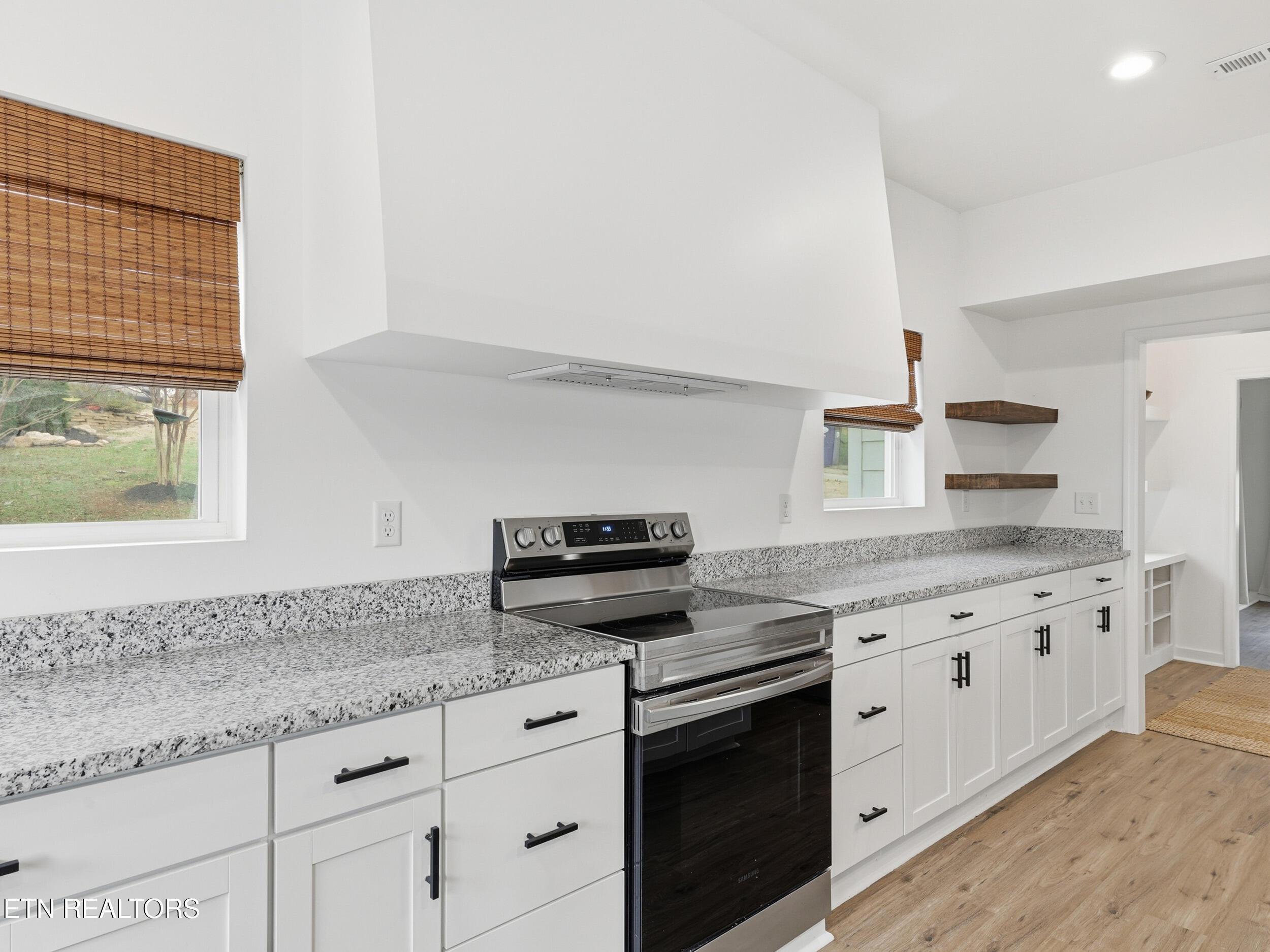 3835 Shipwatch Lane, Knoxville, TN - Fort Loudoun and Tellico Lake Real Estate - Image# 13