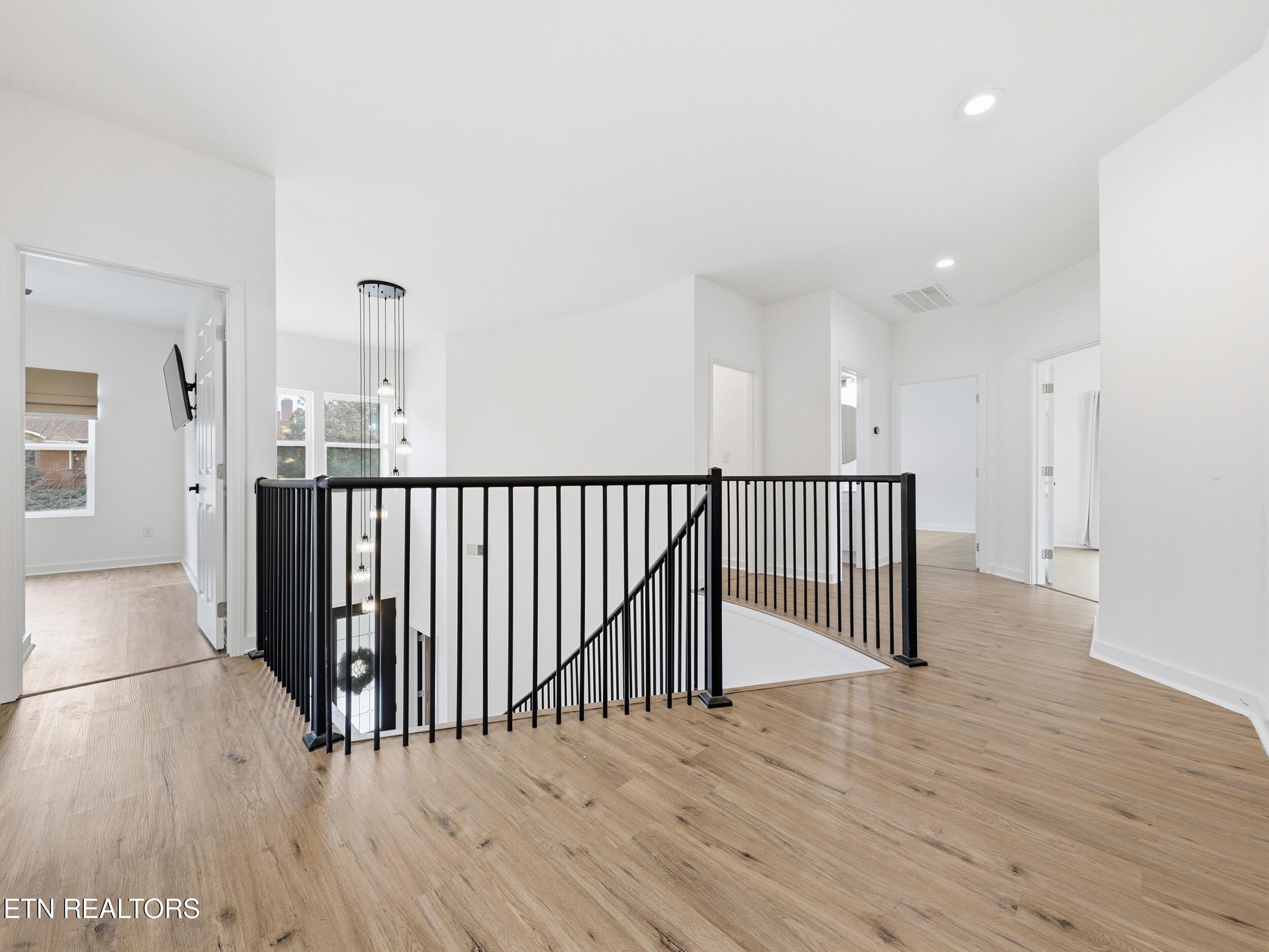 3835 Shipwatch Lane, Knoxville, TN - Fort Loudoun and Tellico Lake Real Estate - Image# 17