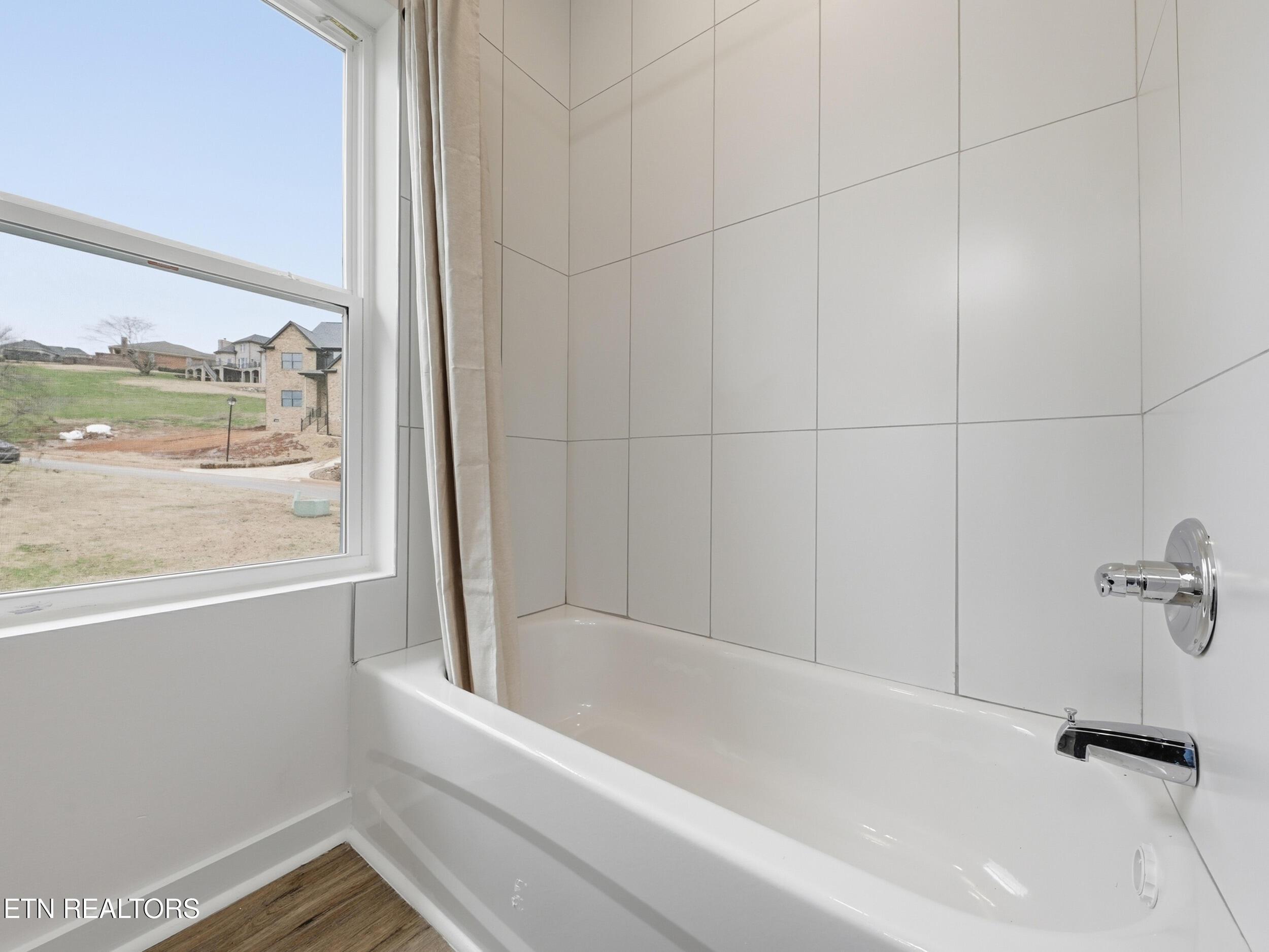 3835 Shipwatch Lane, Knoxville, TN - Fort Loudoun and Tellico Lake Real Estate - Image# 19