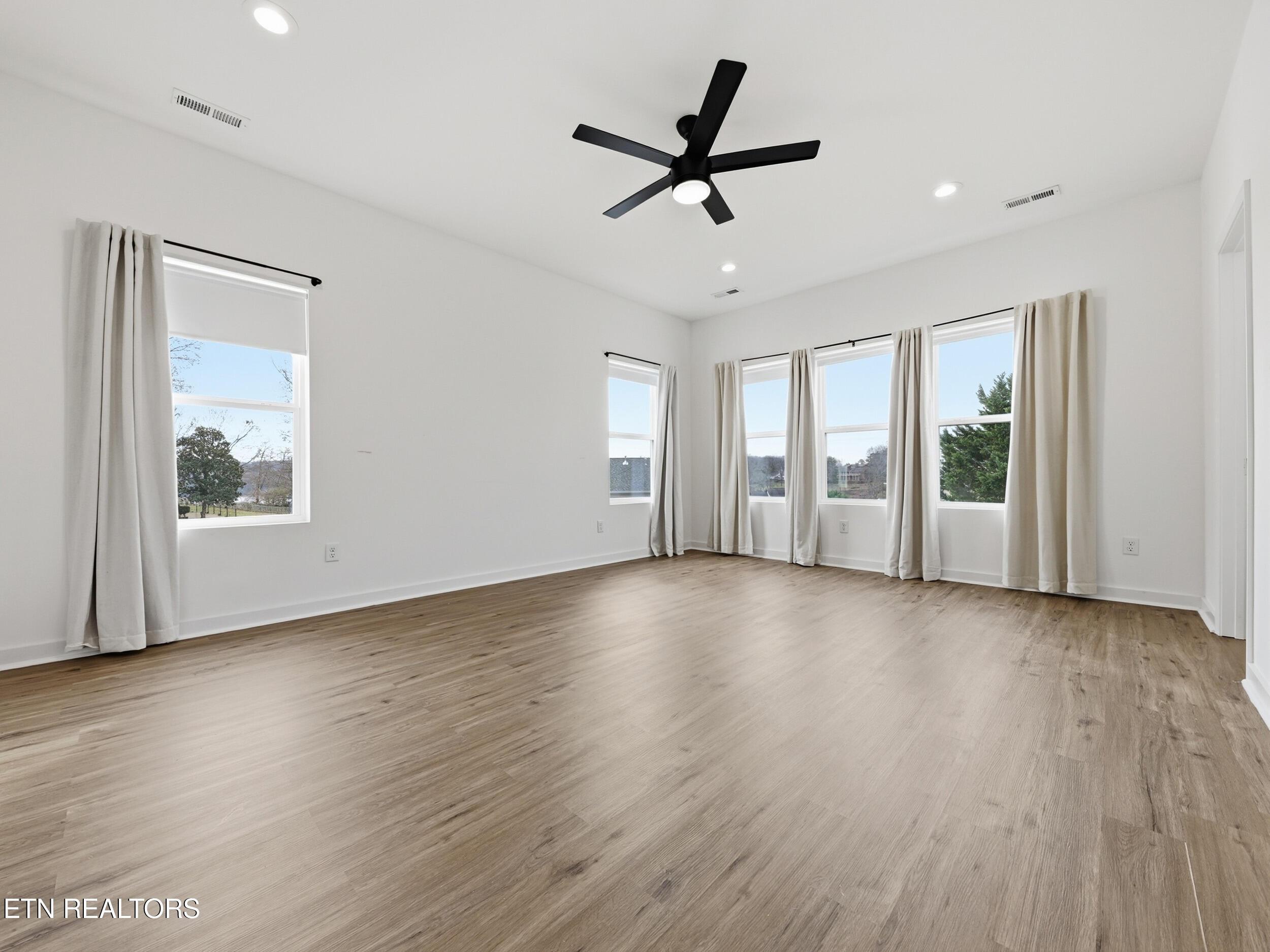 3835 Shipwatch Lane, Knoxville, TN - Fort Loudoun and Tellico Lake Real Estate - Image# 27