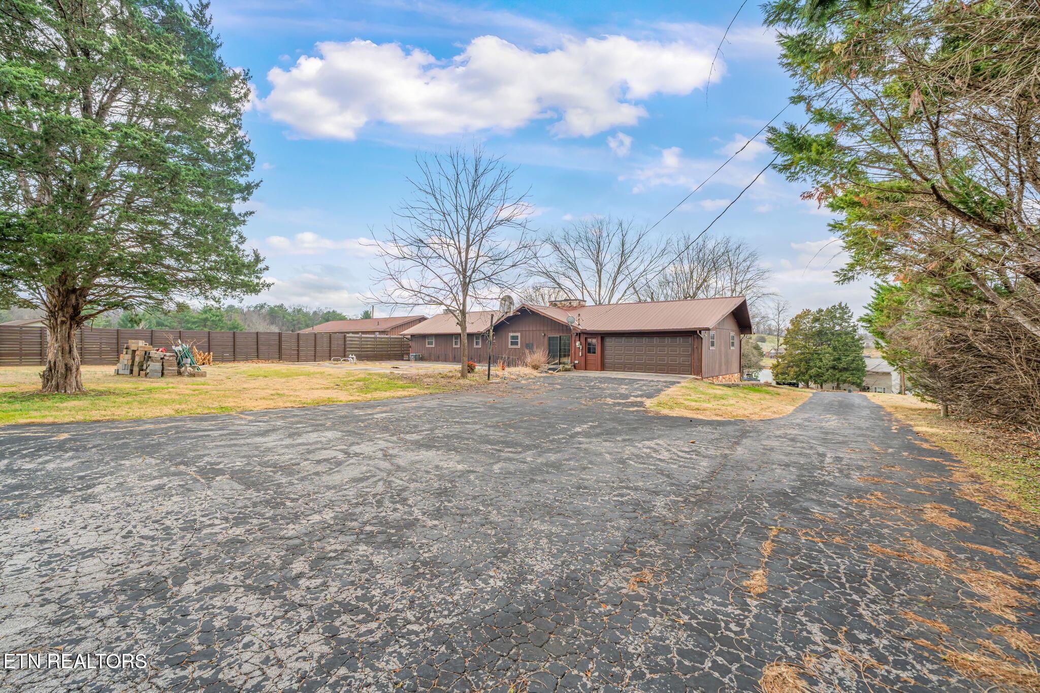 842 Collie Cove Court, Friendsville, TN - Fort Loudoun and Tellico Lake Real Estate - Image# 14