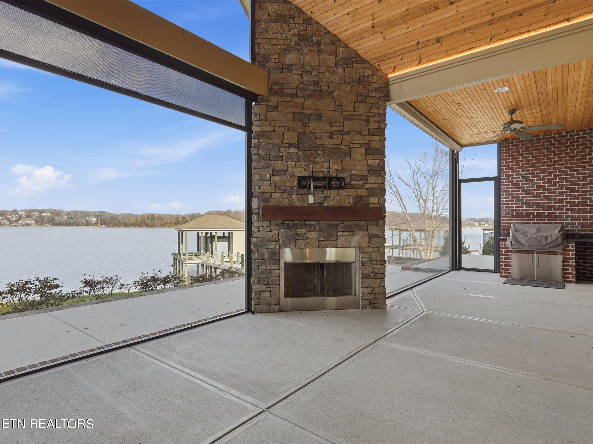 3764 Promontory Point, Louisville, TN - Fort Loudoun and Tellico Lake Real Estate - Image# 32