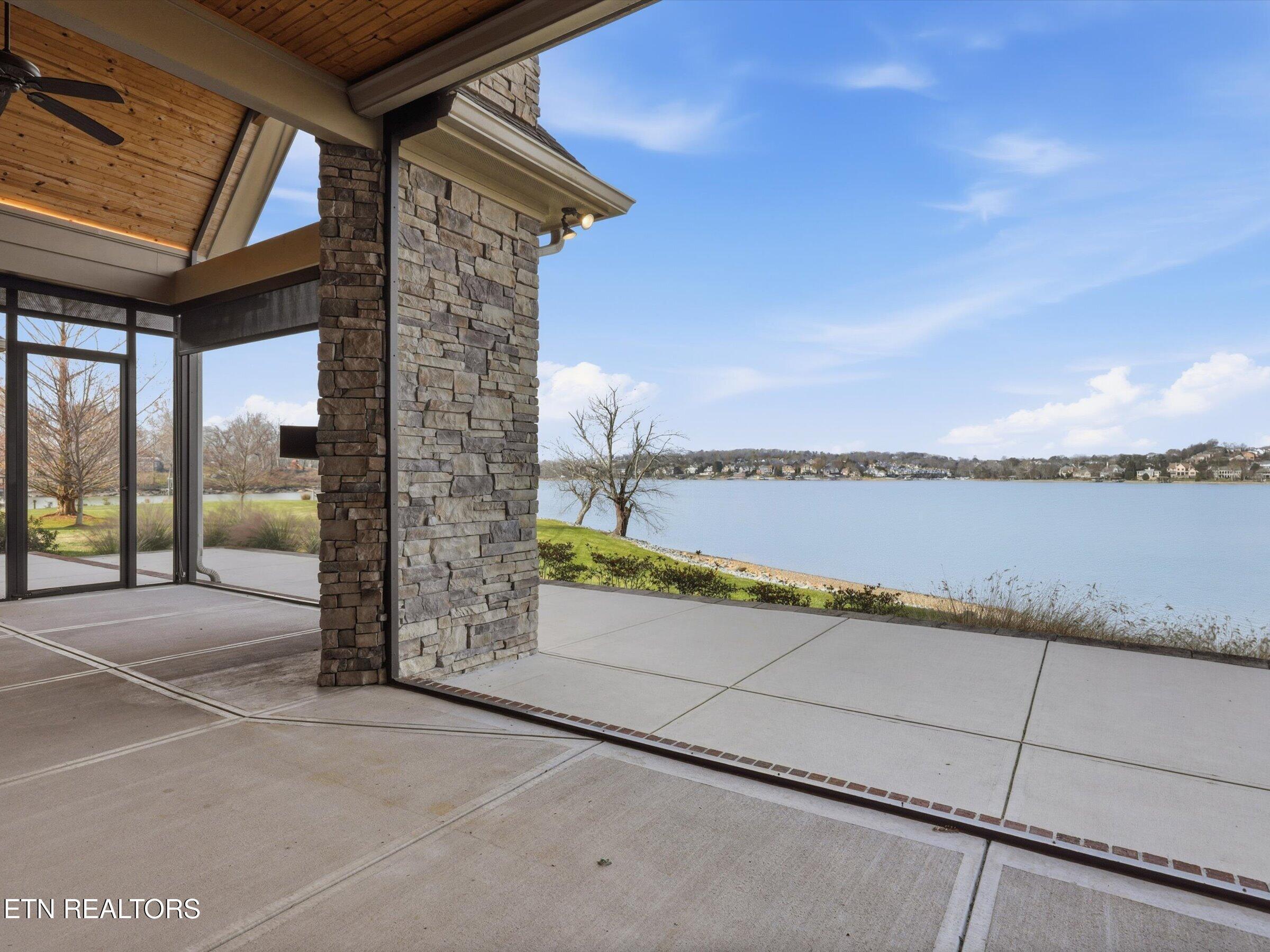 3764 Promontory Point, Louisville, TN - Fort Loudoun and Tellico Lake Real Estate - Image# 33