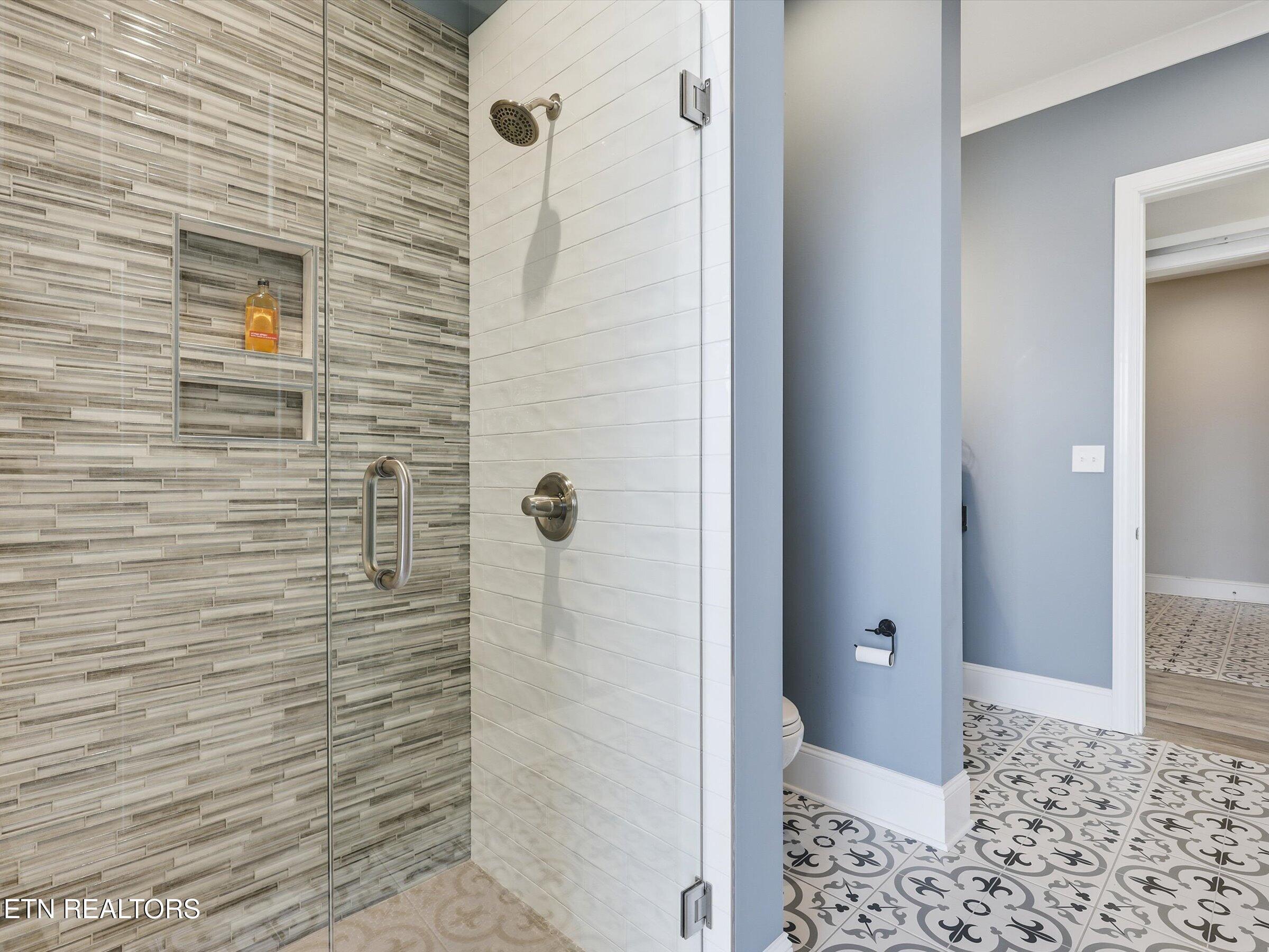 3764 Promontory Point, Louisville, TN - Fort Loudoun and Tellico Lake Real Estate - Image# 44