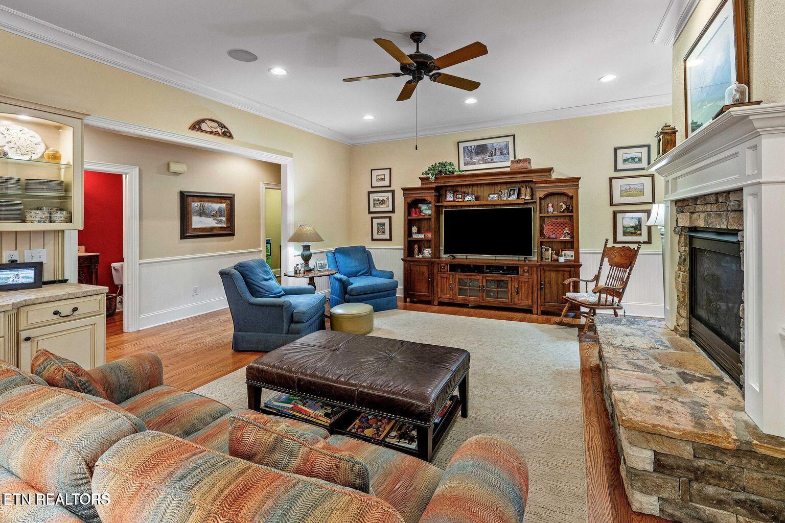 190 Lake Crest Drive, Lenoir City, TN - Fort Loudoun and Tellico Lake Real Estate - Image# 12