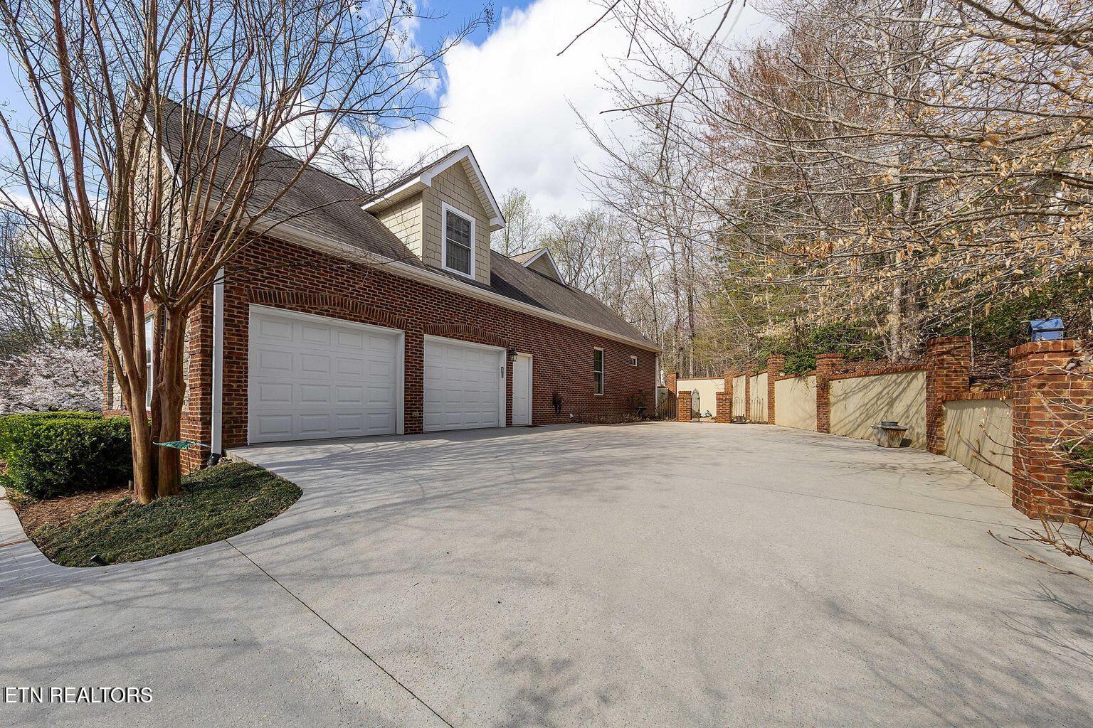 190 Lake Crest Drive, Lenoir City, TN - Fort Loudoun and Tellico Lake Real Estate - Image# 47