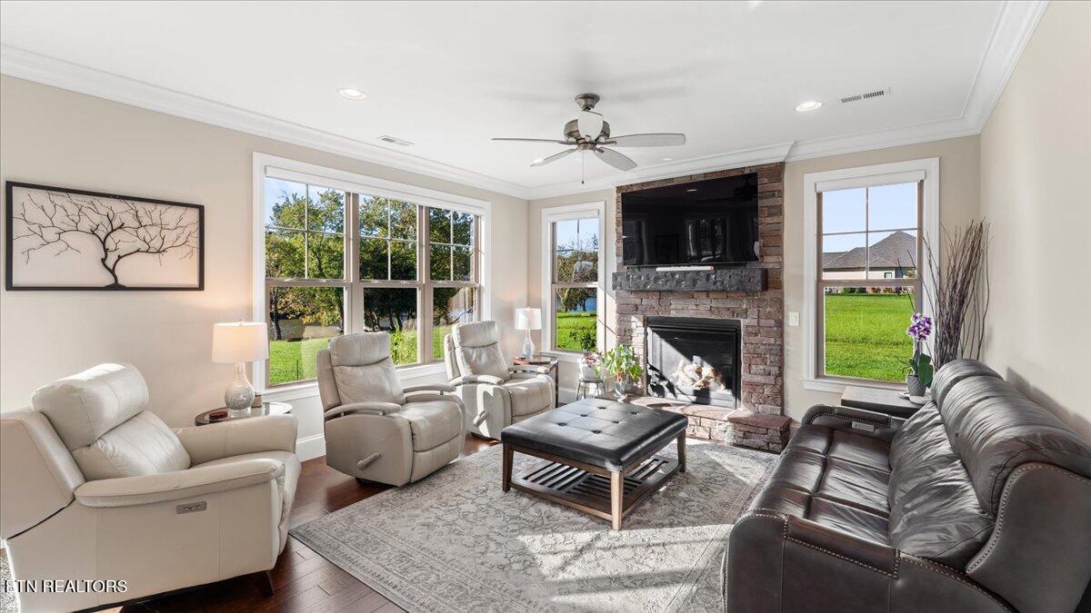 3725 Promontory Point, Louisville, TN - Fort Loudoun and Tellico Lake Real Estate - Image# 18