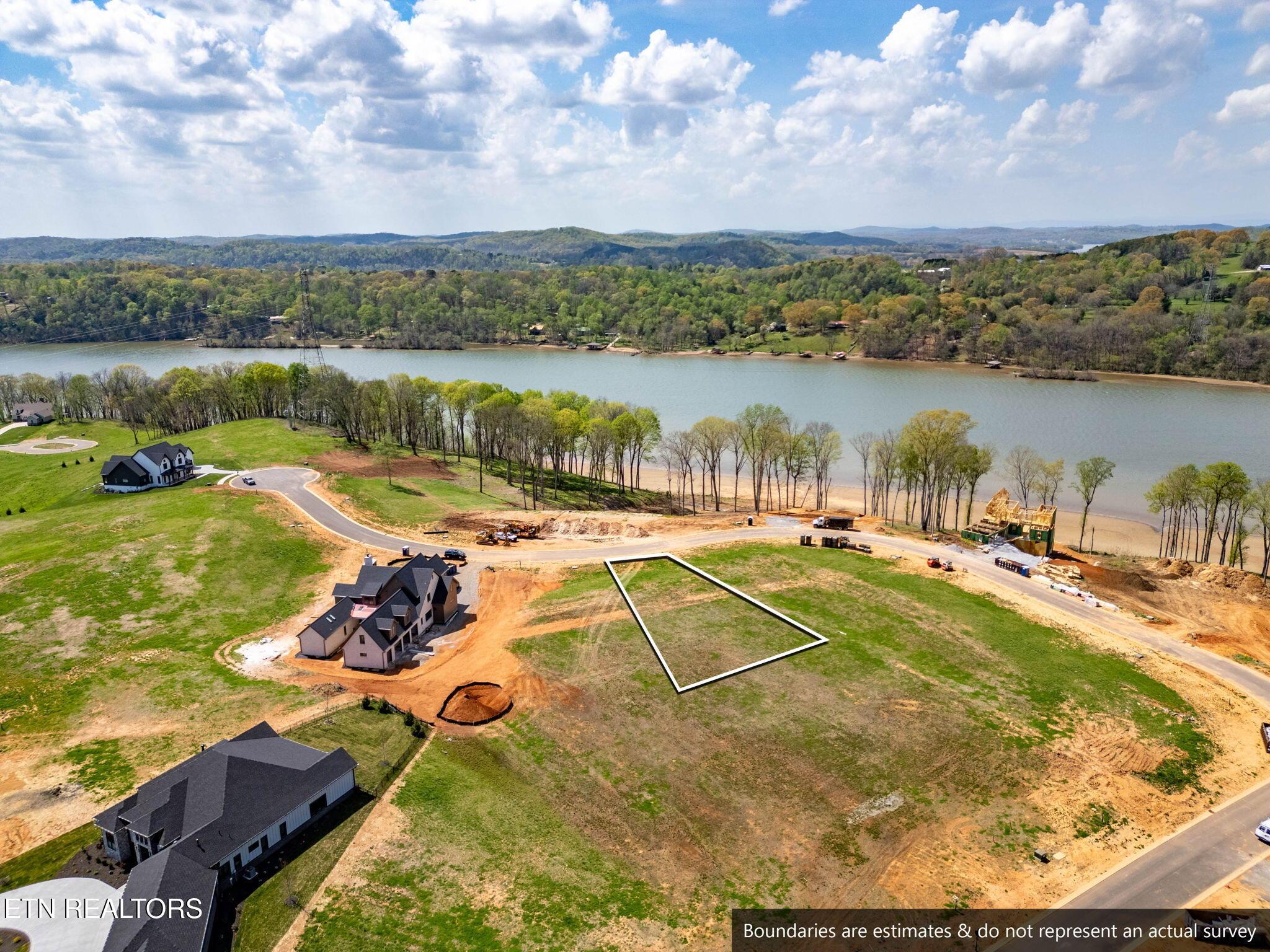 455 Firefly Drive, Loudon, TN - Fort Loudoun and Tellico Lake Real Estate - Image# 1
