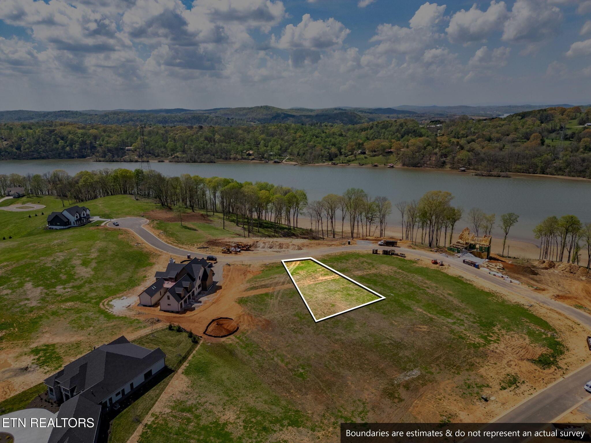 455 Firefly Drive, Loudon, TN - Fort Loudoun and Tellico Lake Real Estate - Image# 2