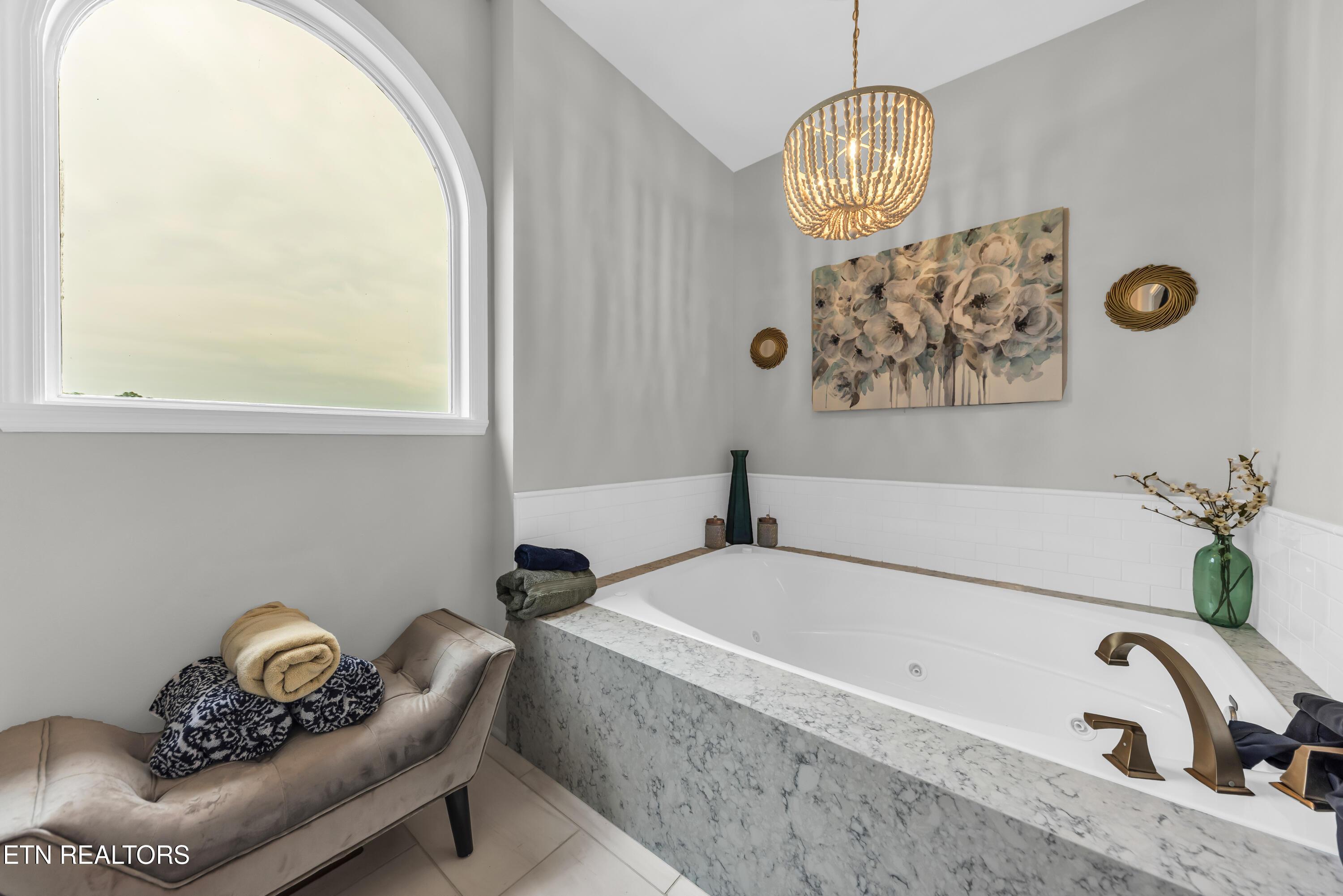 3127 Keller Bend Rd, Knoxville, TN - Fort Loudoun and Tellico Lake Real Estate - Image# 12