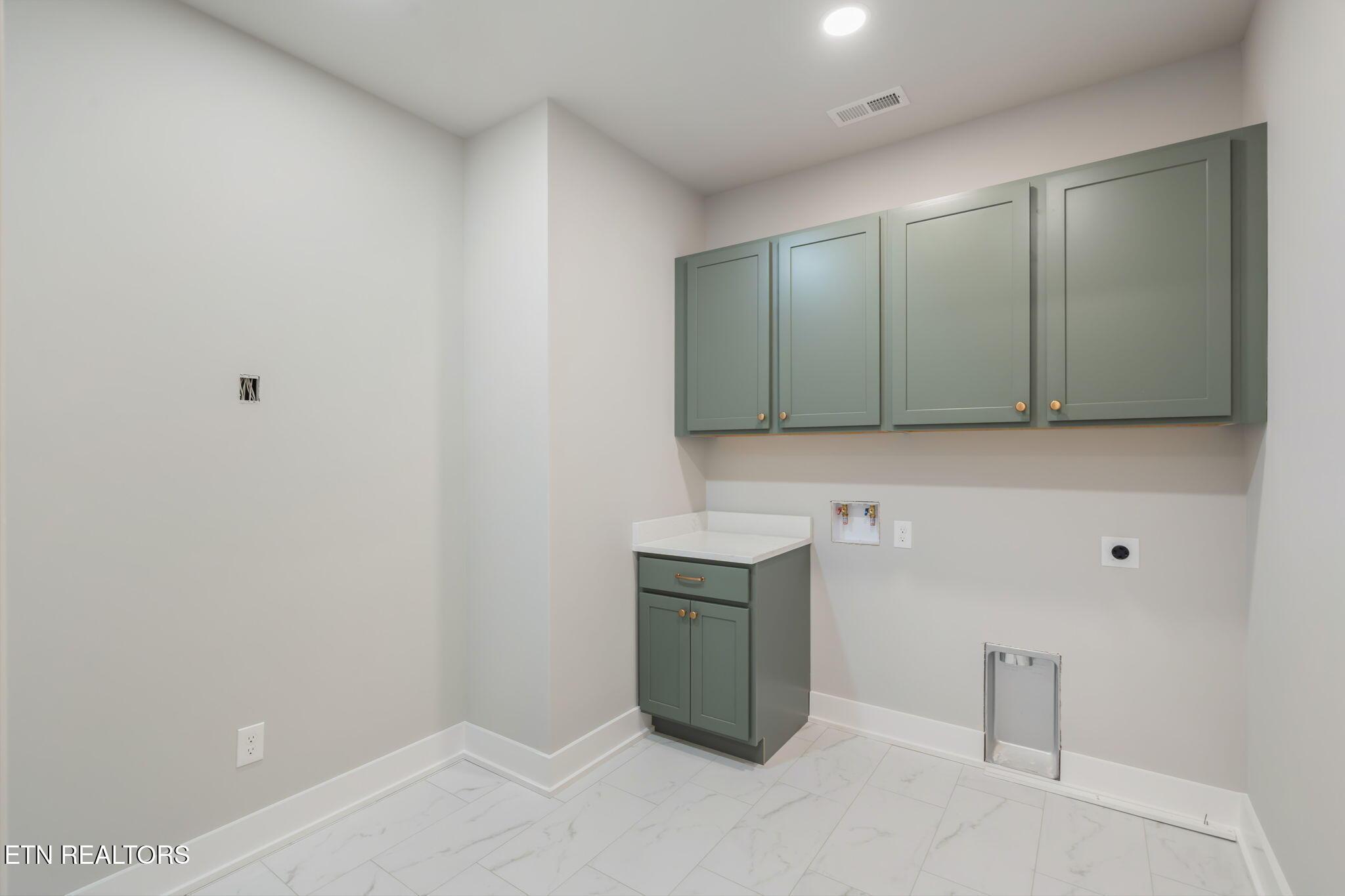 204 Goldcrest Drive, Vonore, TN - Fort Loudoun and Tellico Lake Real Estate - Image# 38