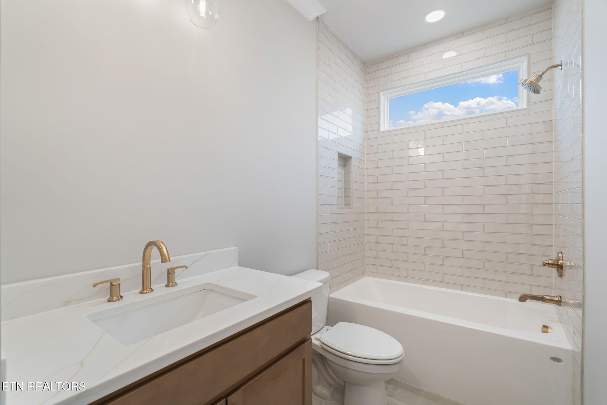 204 Goldcrest Drive, Vonore, TN - Fort Loudoun and Tellico Lake Real Estate - Image# 33