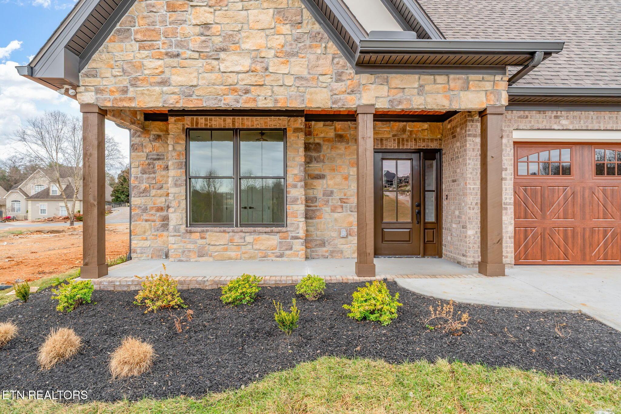 204 Goldcrest Drive, Vonore, TN - Fort Loudoun and Tellico Lake Real Estate - Image# 4