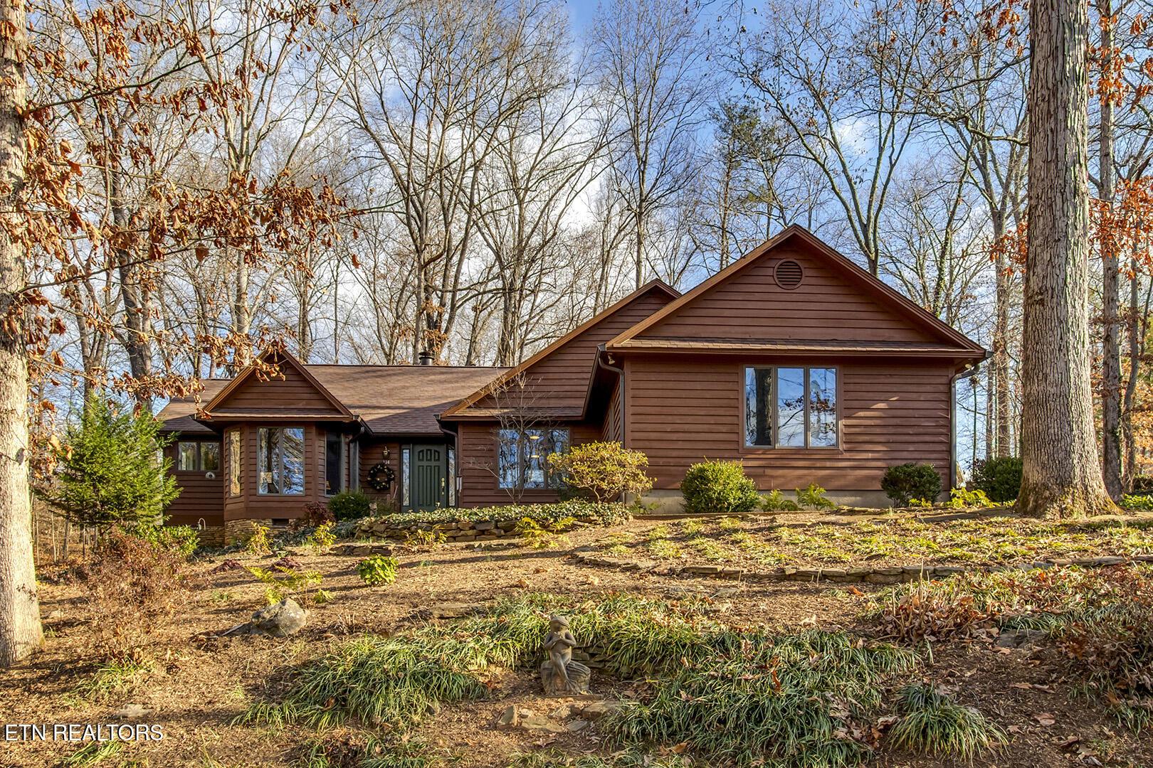 114 Cheeskogili Way, Loudon, TN - Fort Loudoun and Tellico Lake Real Estate - Image# 1