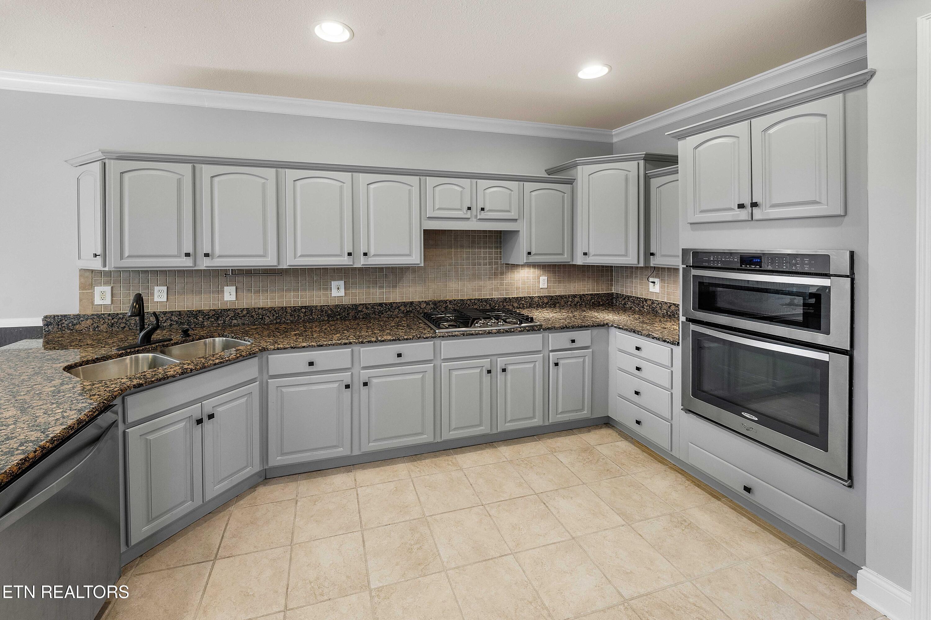 190 Vineyard Cove Drive, Loudon, TN - Fort Loudoun and Tellico Lake Real Estate - Image# 17