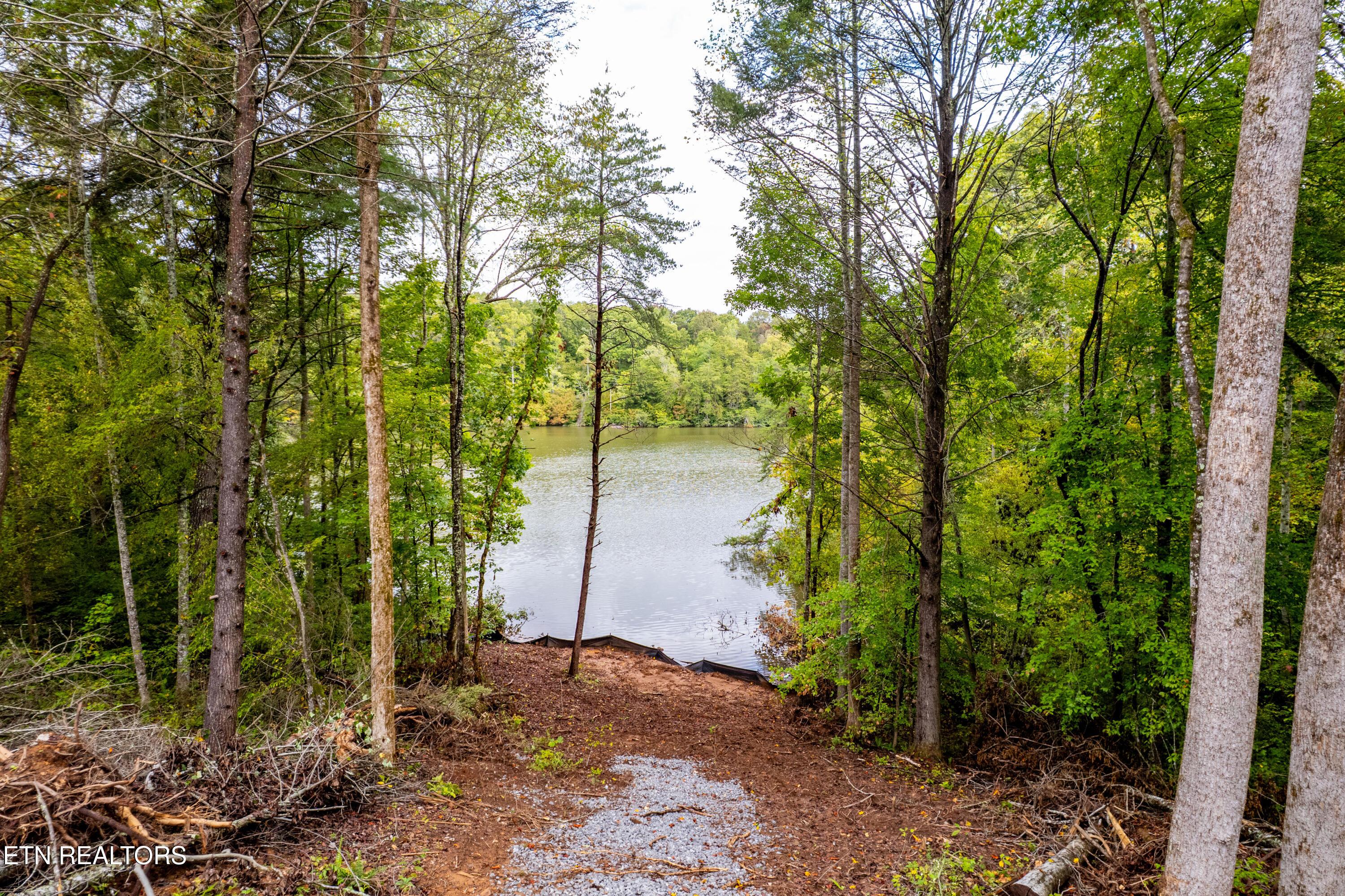 Lot 104 Pineview Lane, Vonore, TN - Fort Loudoun and Tellico Lake Real Estate - Image# 9