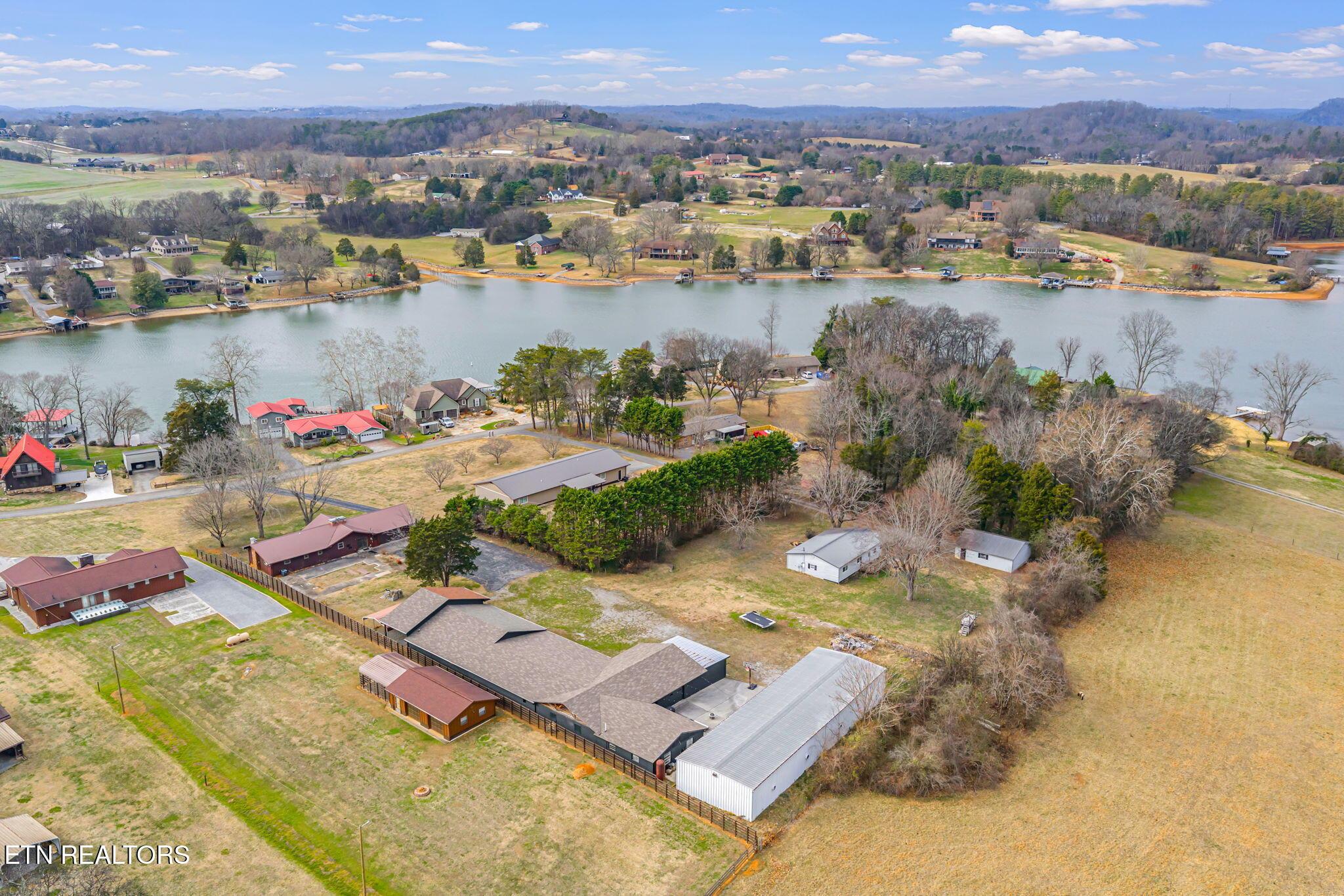 852 Collie Cove Court, Friendsville, TN - Fort Loudoun and Tellico Lake Real Estate - Image# 34