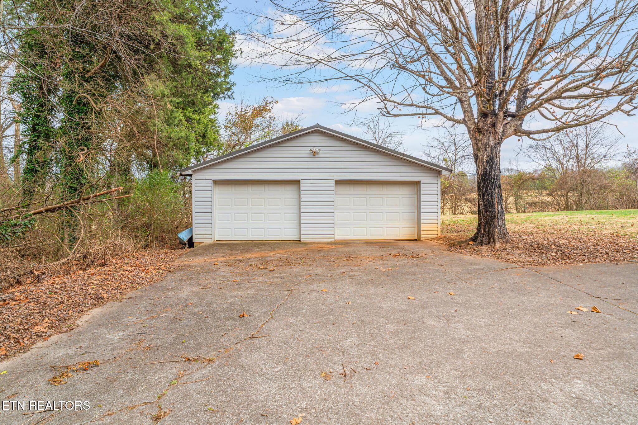 852 Collie Cove Court, Friendsville, TN - Fort Loudoun and Tellico Lake Real Estate - Image# 27